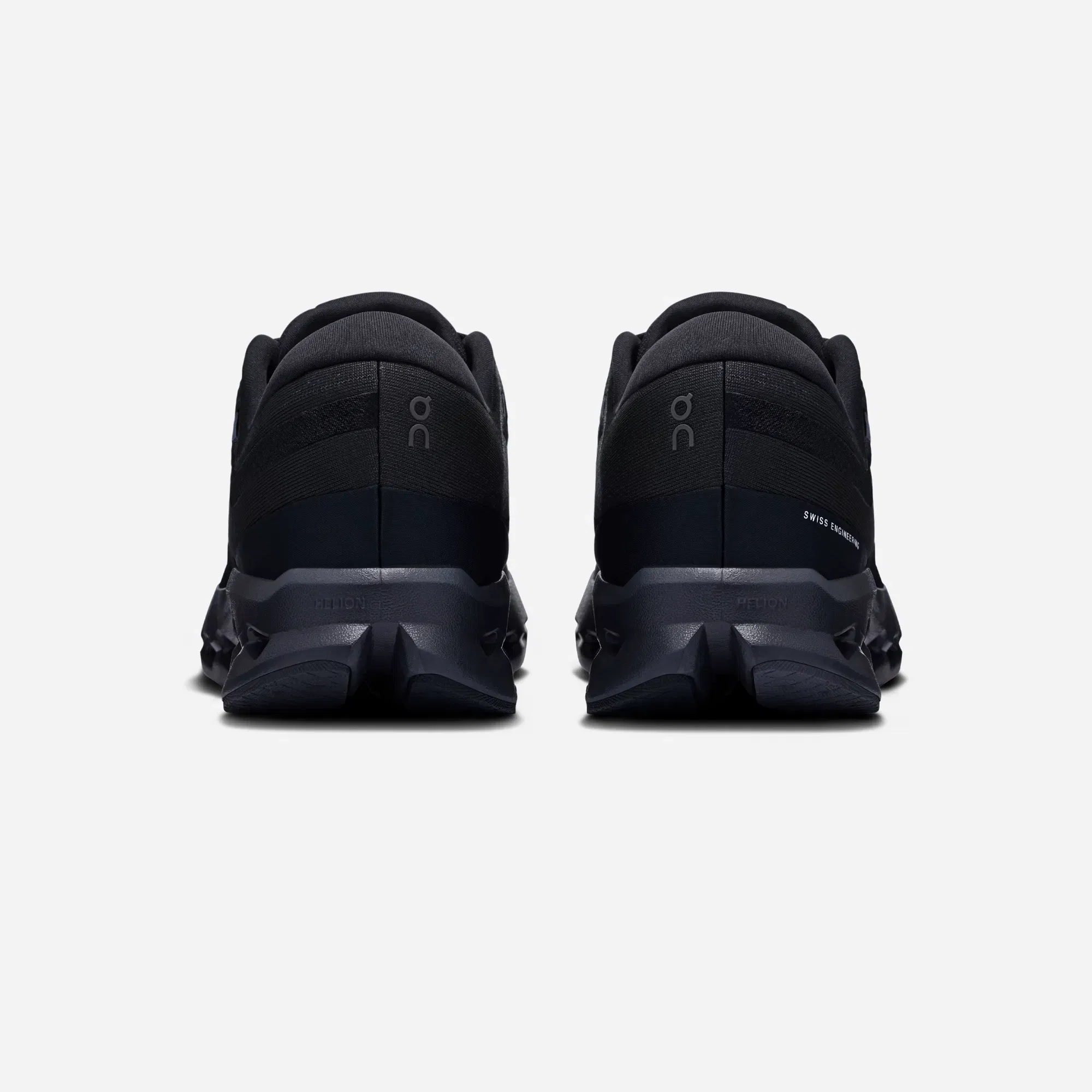 ON Running Cloudsurfer 2 Black Black