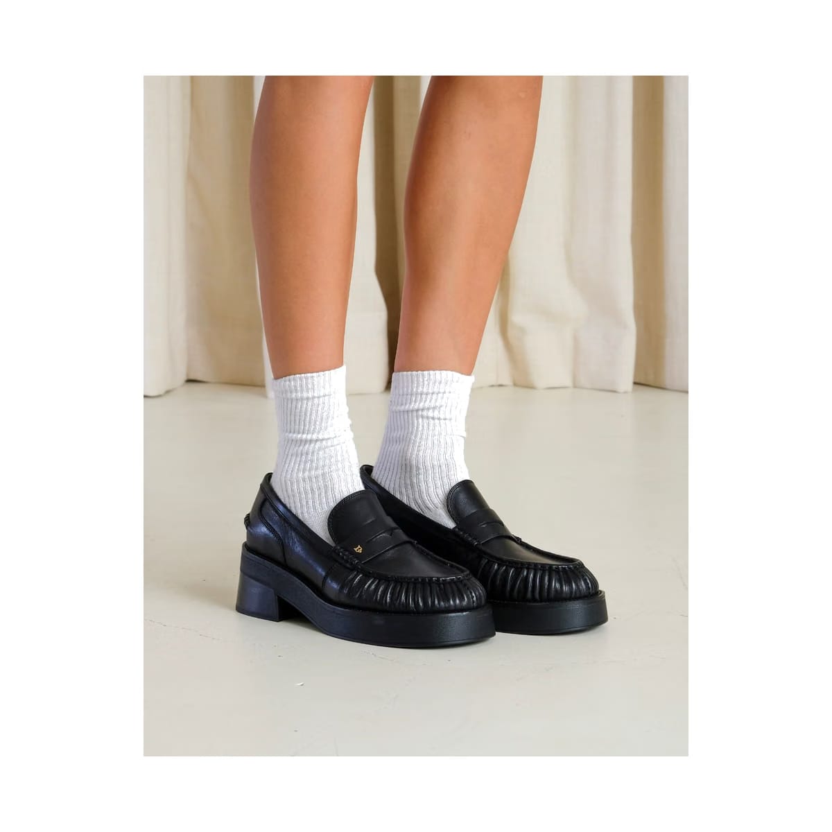Fuse Black Leather