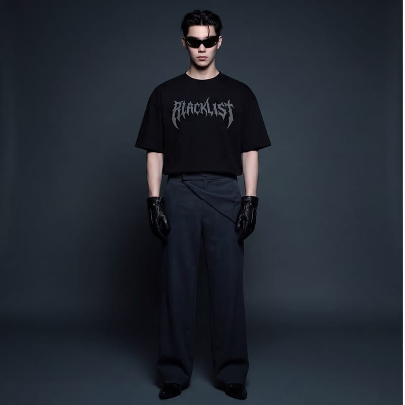 Blacklist Classic Mark Print Tee – Blackout