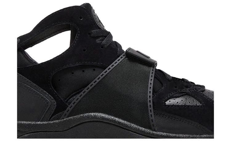 Nike Air Trainer Huarache Triple Black