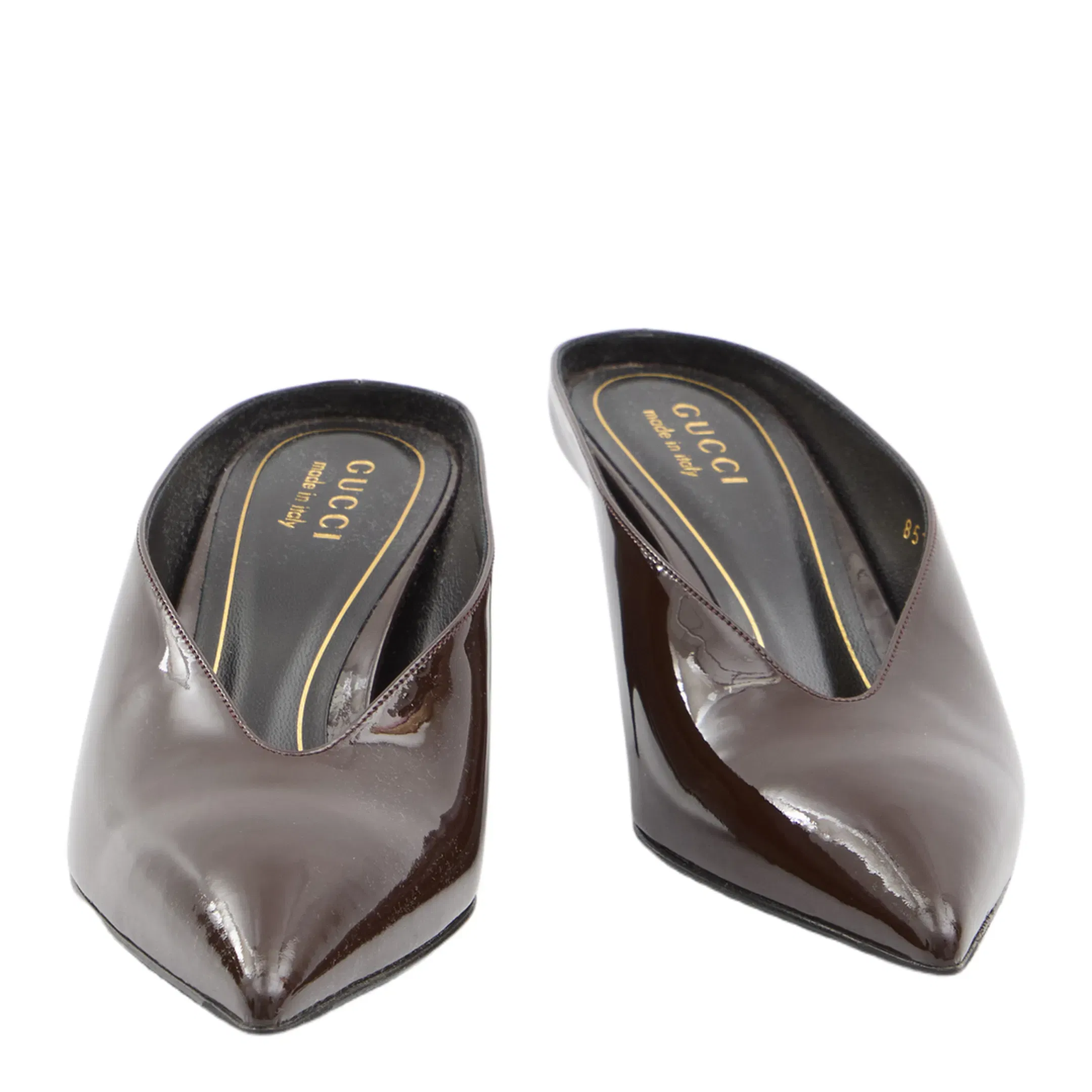 Sabot 97 in glossy patent leather