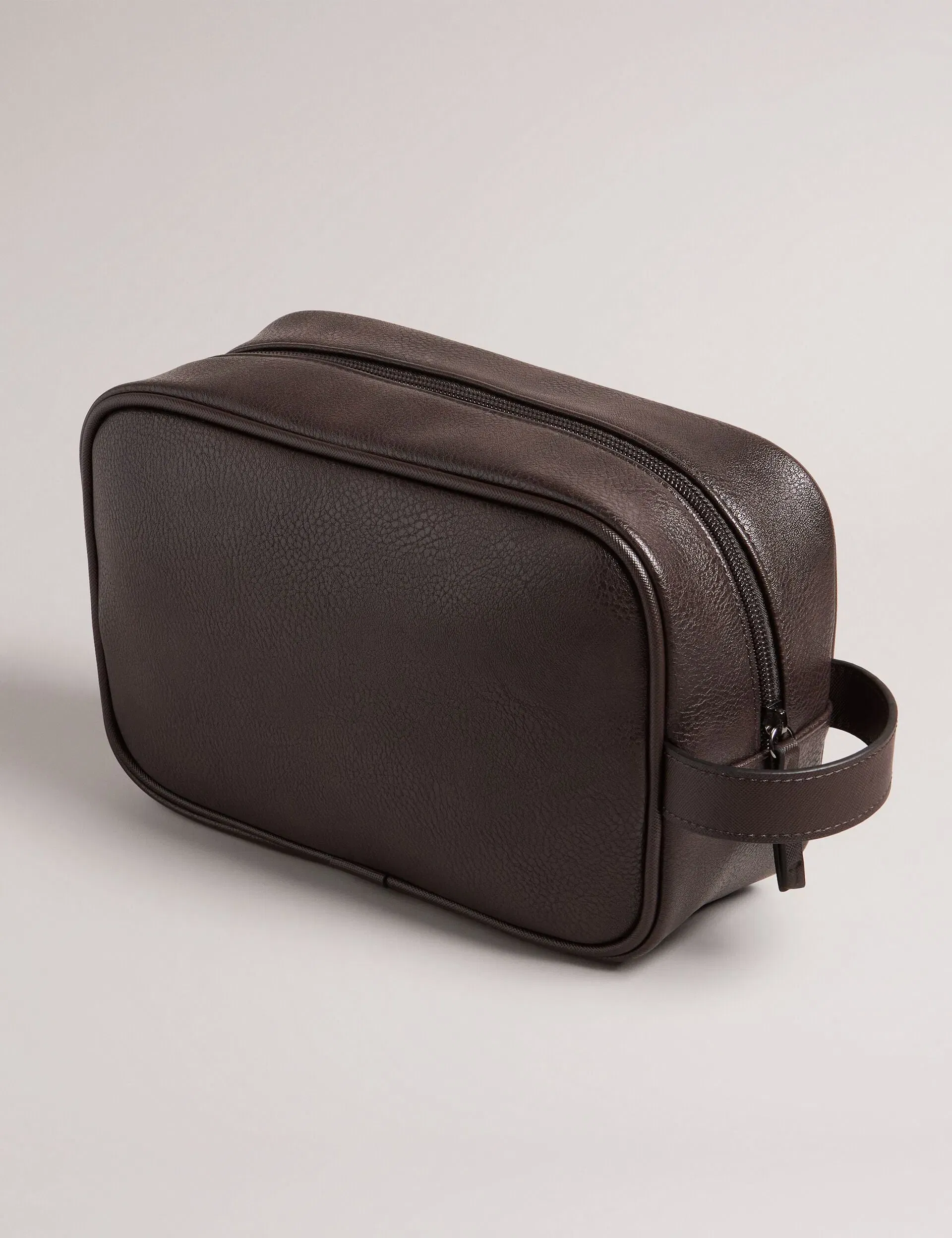Ted Baker Waydee House Check Pu Washbag Chocolate