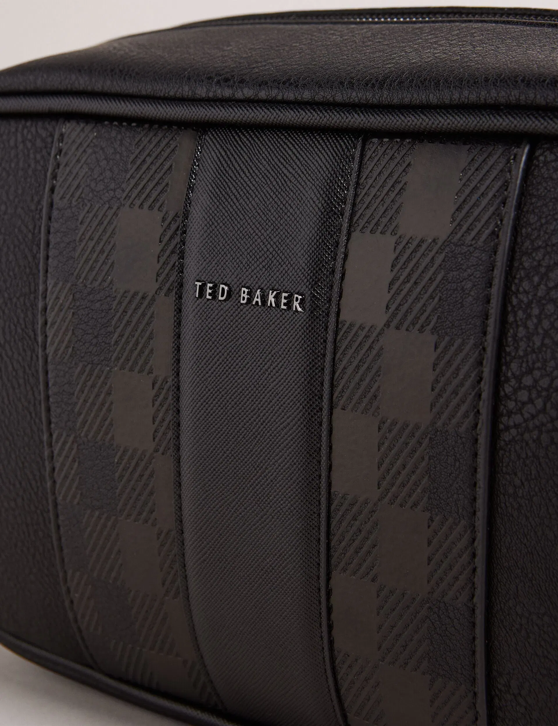 Ted Baker Waydee House Check Pu Washbag Black