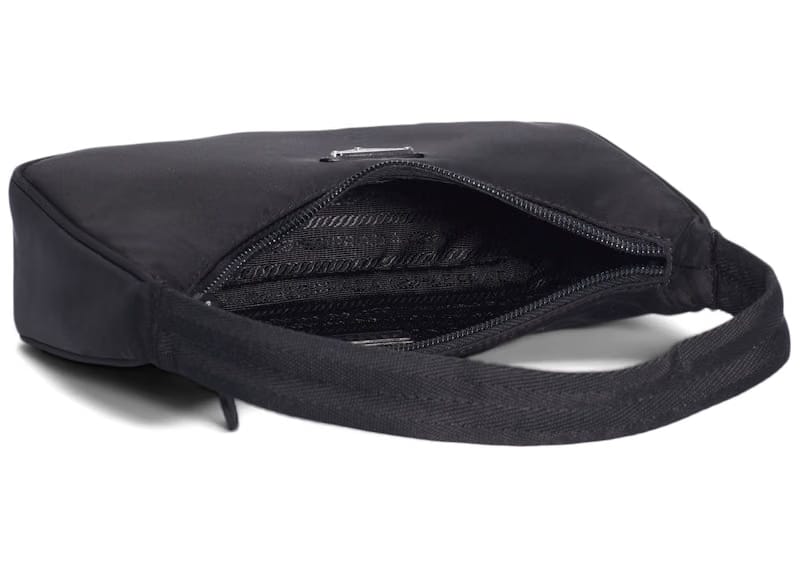Prada Re-Edition 2000 Mini Bag Nylon Black