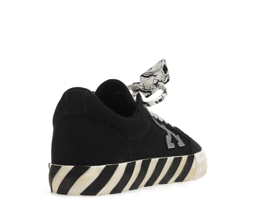 OFF-WHITE Vulc Low Black Light Blue Arrow