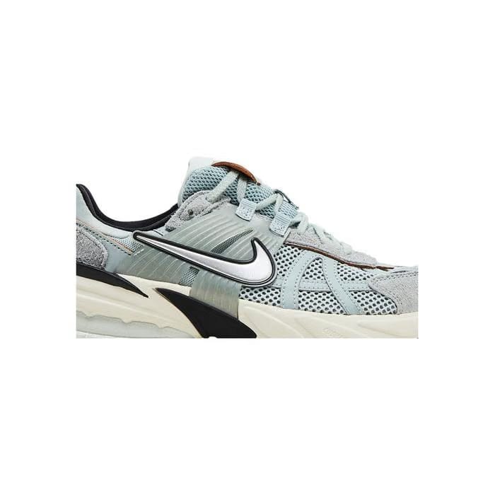 Nike Running Wmns V2K Run 'Light Pumice'