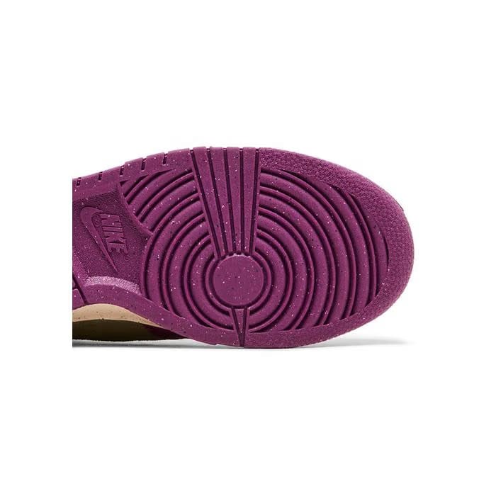 Nike Wmns Dunk High 'Dynamic Berry'