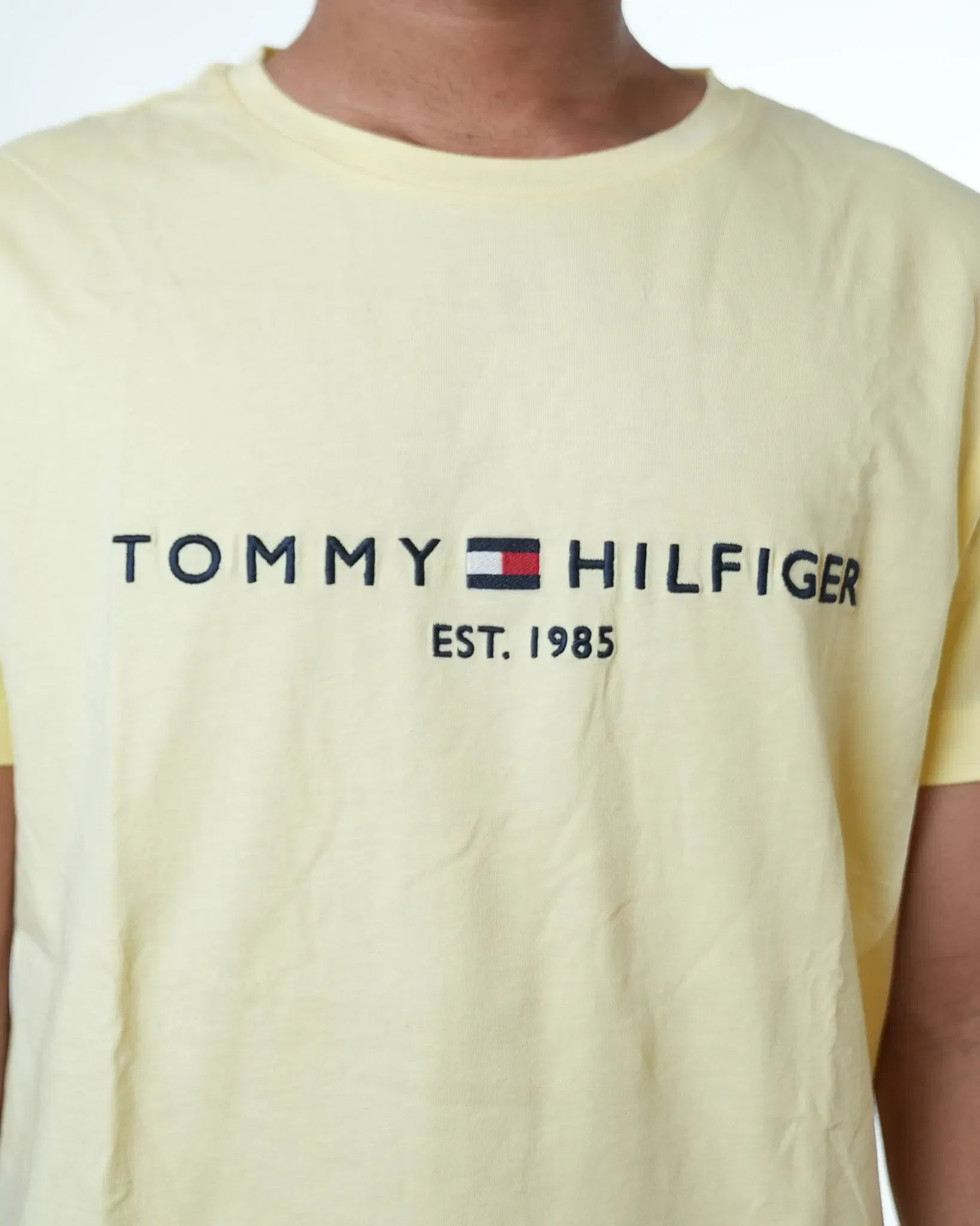 Tommy Hilfiger Butter Yellow T-Shirt (M)
