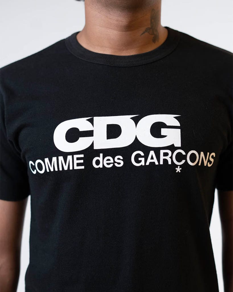 CDG Logo Print T-Shirt - Black (M)