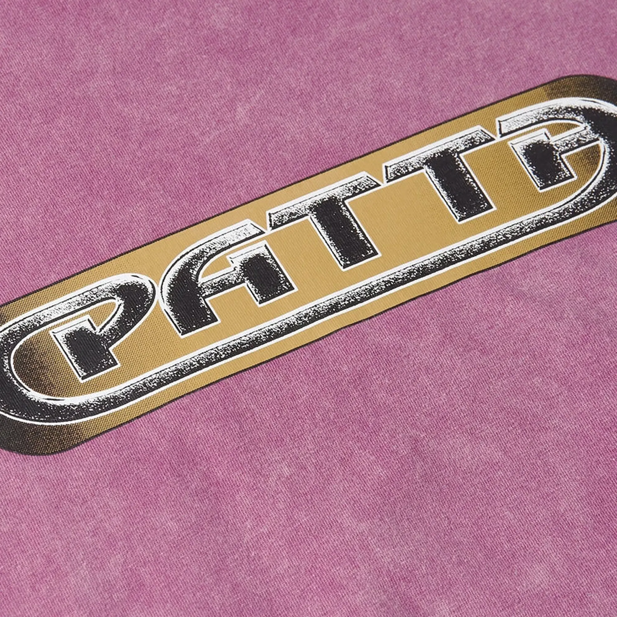 PATTA GILDED ACID WASHED T-SHIRT { BOYSENBERRY