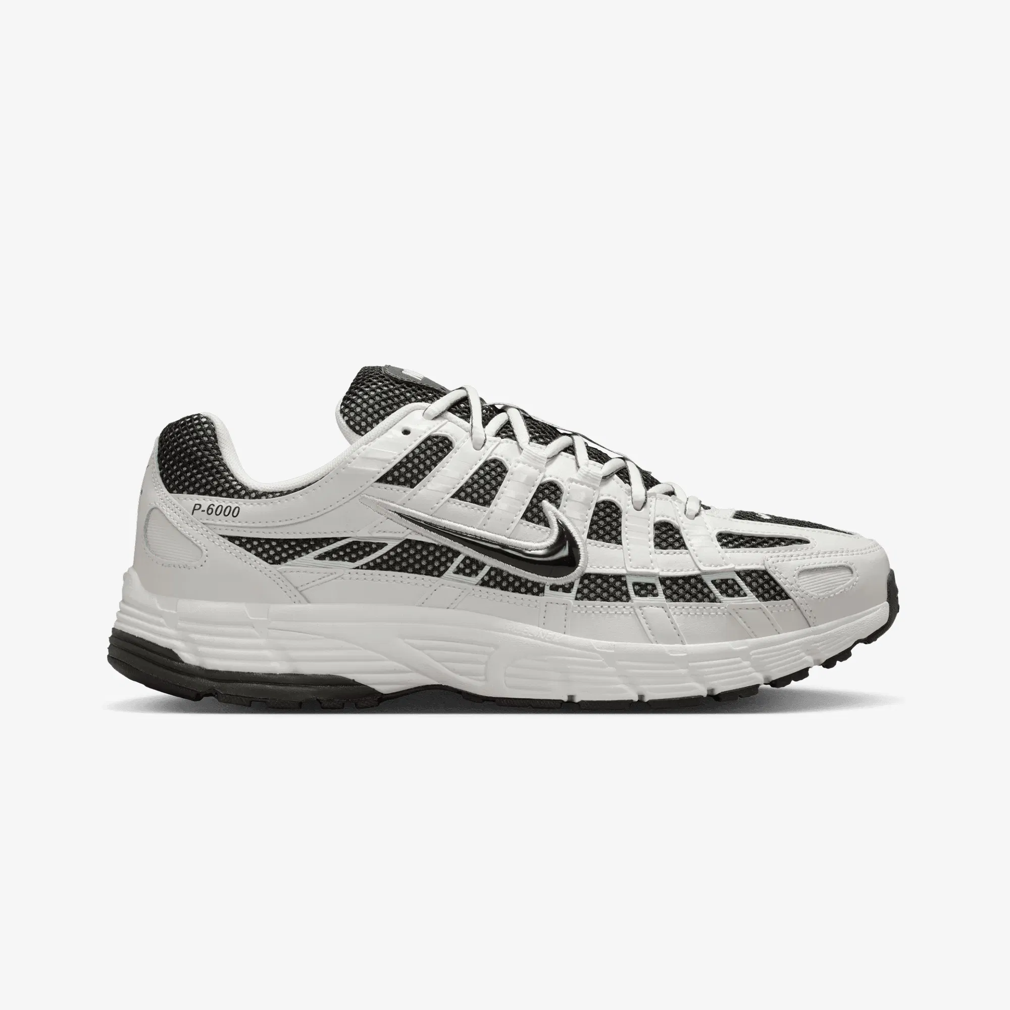 NIKE P-6000 { SAIL/OFF NOIR-MEDIUM ASH-PHANTOM
