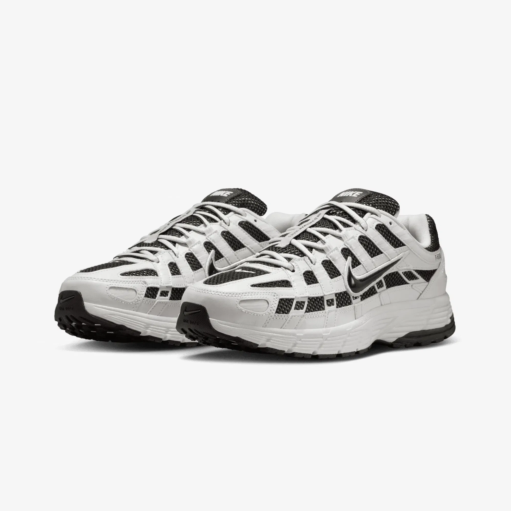 NIKE P-6000 { SAIL/OFF NOIR-MEDIUM ASH-PHANTOM
