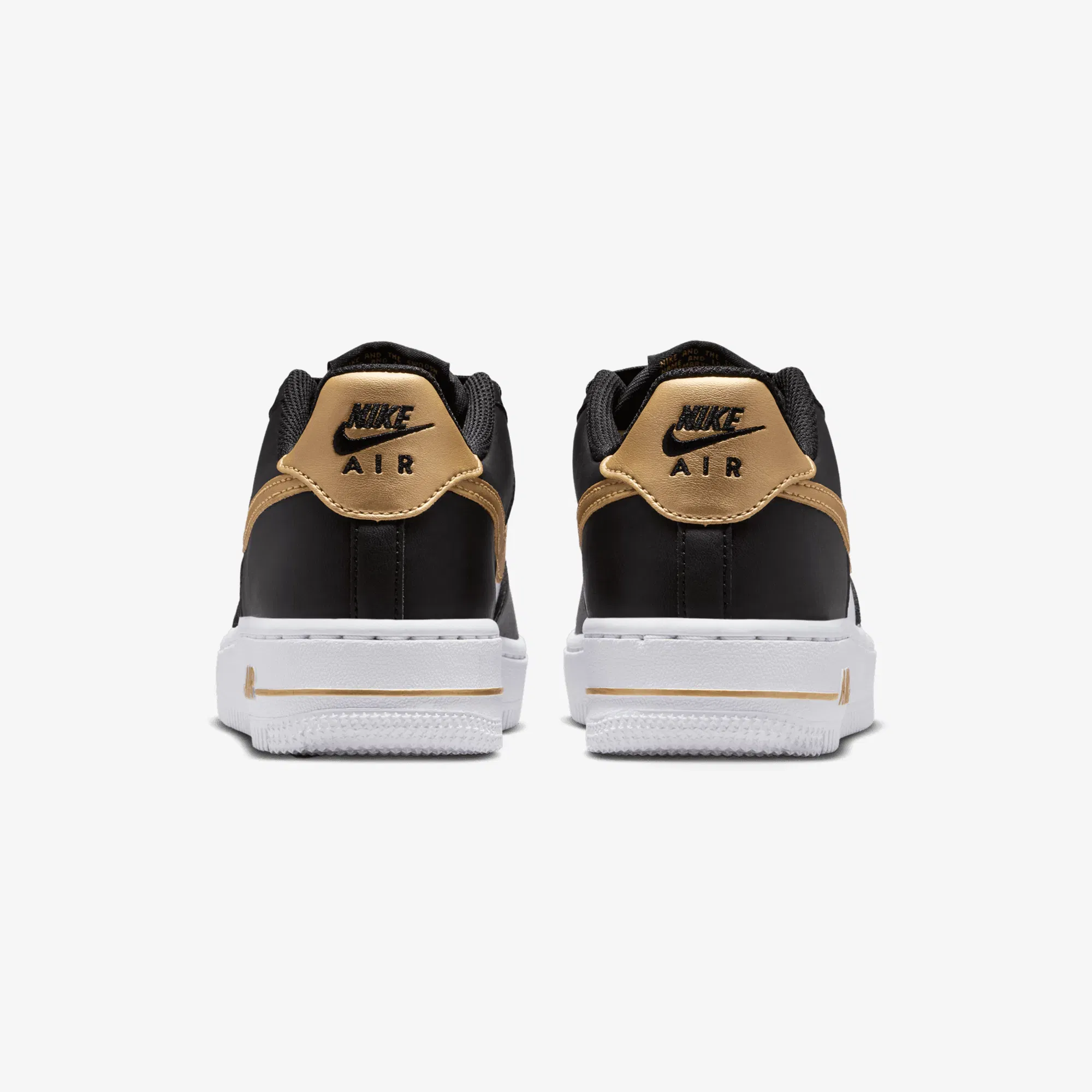 Nike AIR FORCE 1 (GS) { BLACK/METALLIC GOLD-BLACK-WHITE