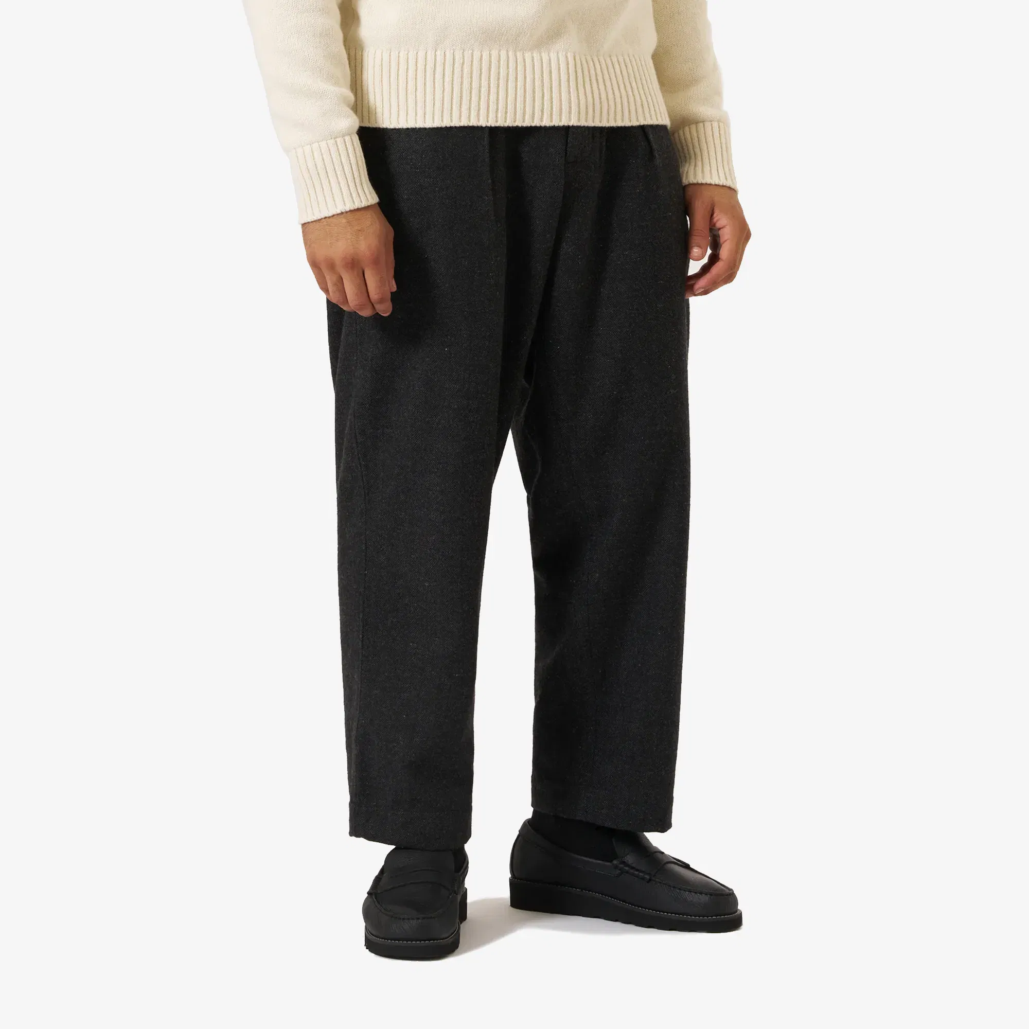 UNIVERSAL WORKS SALT N PEPPER TWEED OXFORD PANT { BLACK