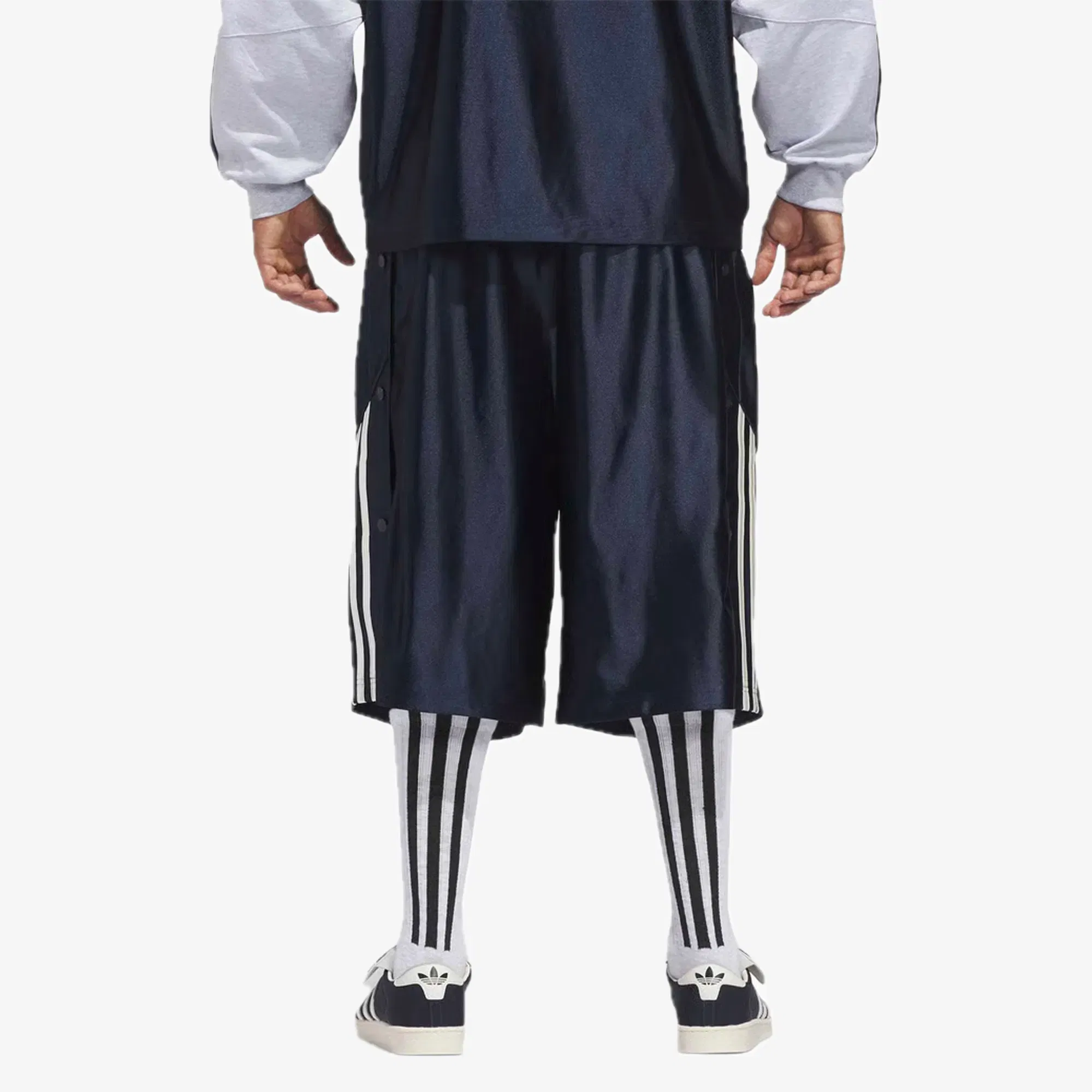 Adidas Originals x CHAVARRIA DAZZLE SNAP SHORT { LEGEND INK