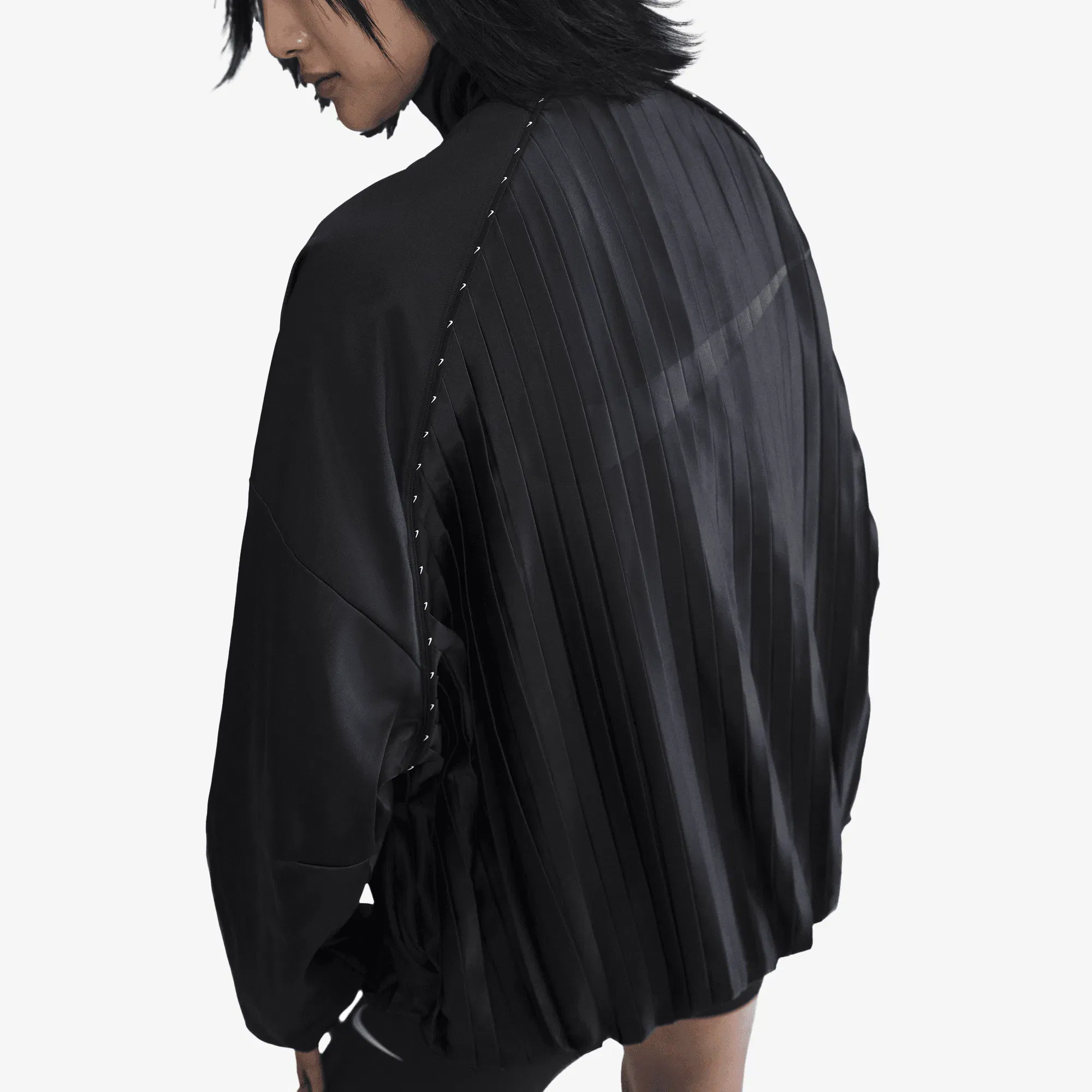 NIKE PLEATED TRACK JACKET { BLACK/BLACK