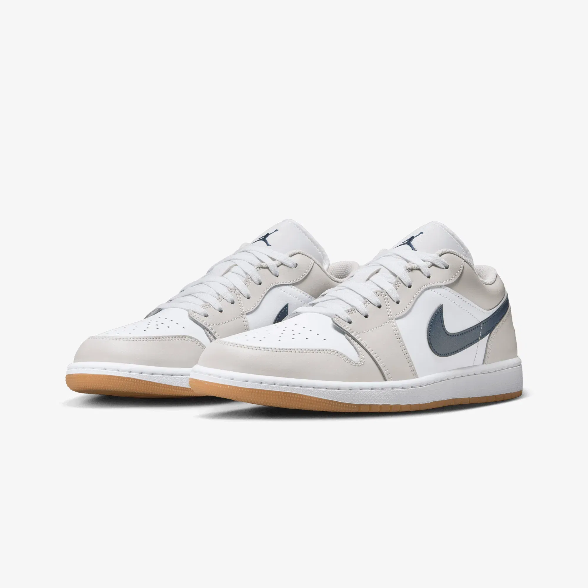 JORDAN AIR JORDAN 1 LOW { WHITE/MIDNIGHT NAVY-NEUTRAL GREY