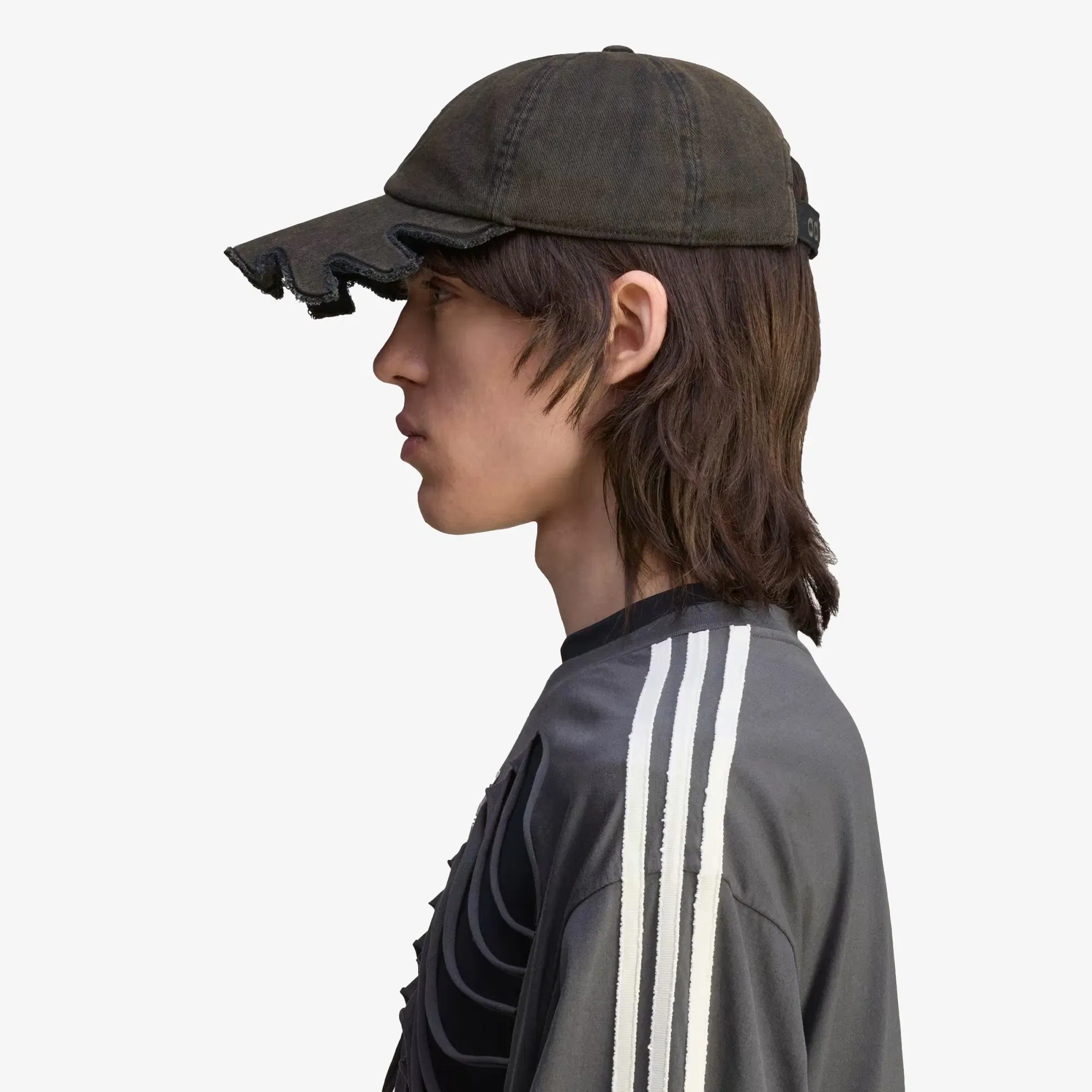 ADIDAS ORIGINALS AVAVAV SLASHED CAP { BLACK
