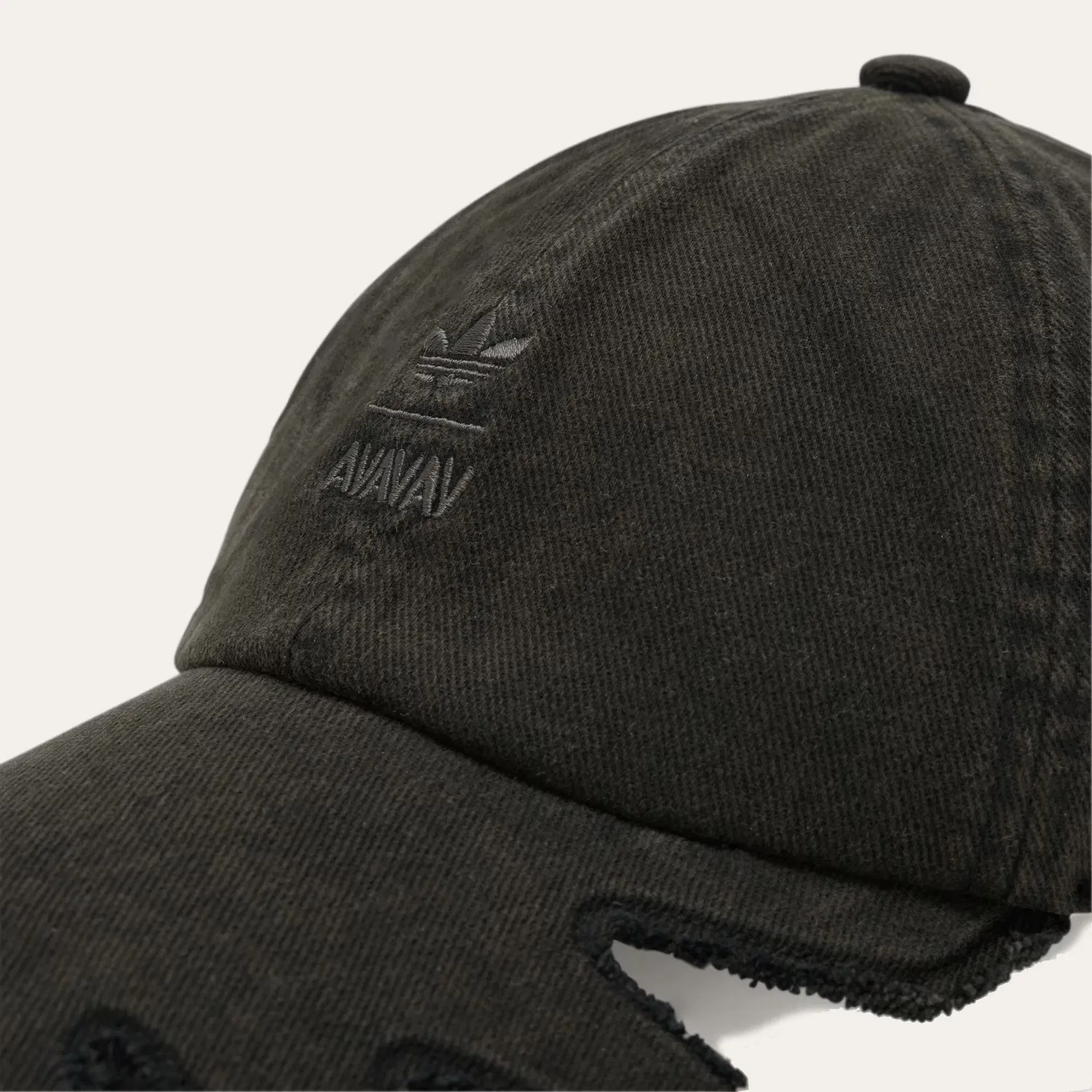 ADIDAS ORIGINALS AVAVAV SLASHED CAP { BLACK
