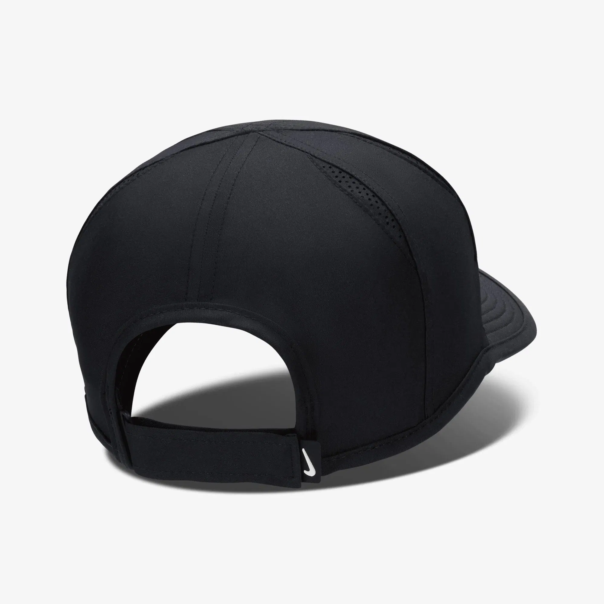 NIKE DRI-FIT CLUB { BLACK/WHITE