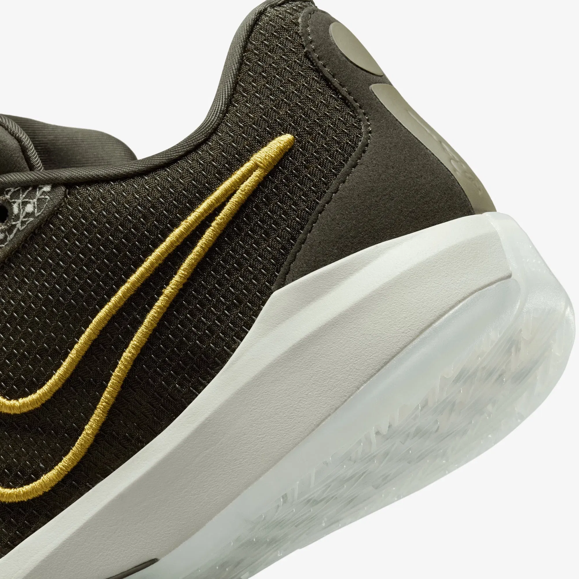 Nike SABRINA 1 "DEDICATION" EP { CARGO KHAKI/METALLIC GOLD-OLIVE AURA
