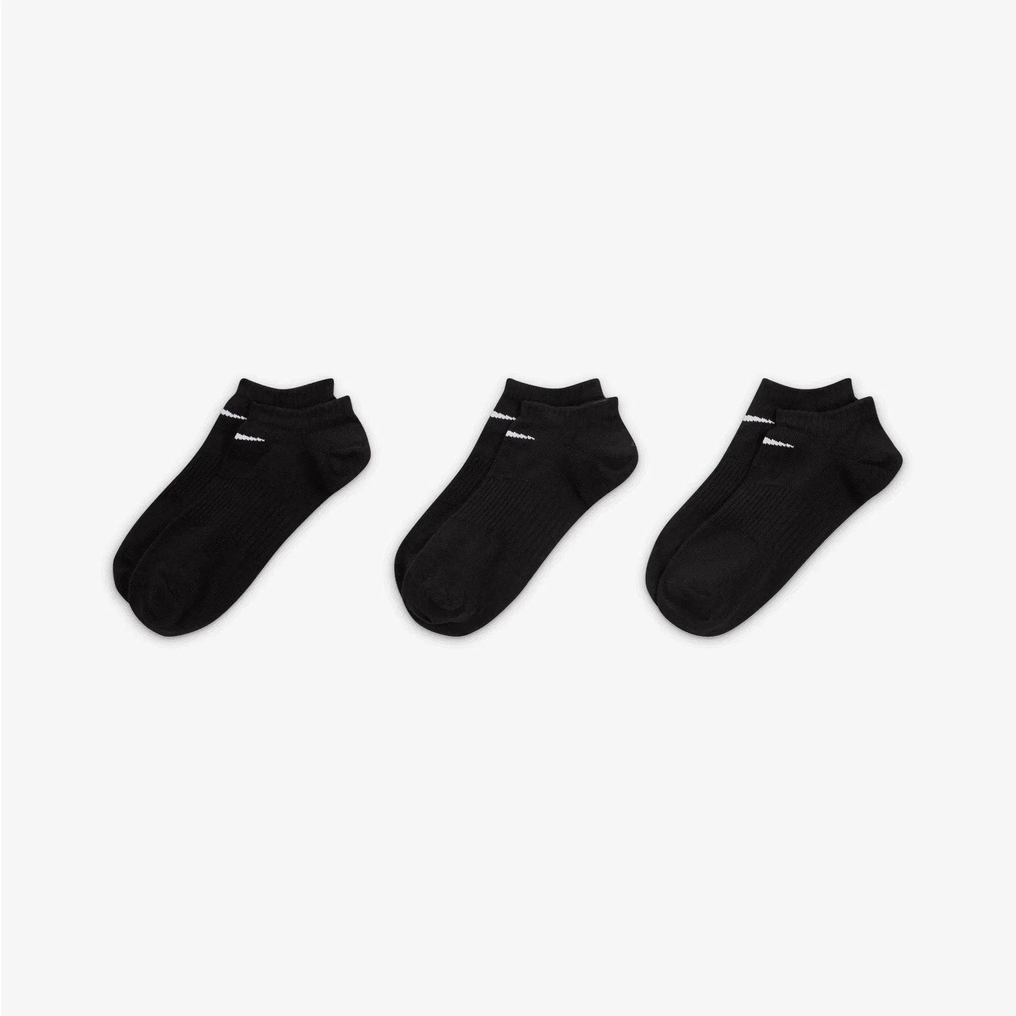 NIKE PERFORMANCE LIGHTWEIGHT TRAINING NO-SHOW SOCKS (3 PAIRS) { BLACK/WHITE