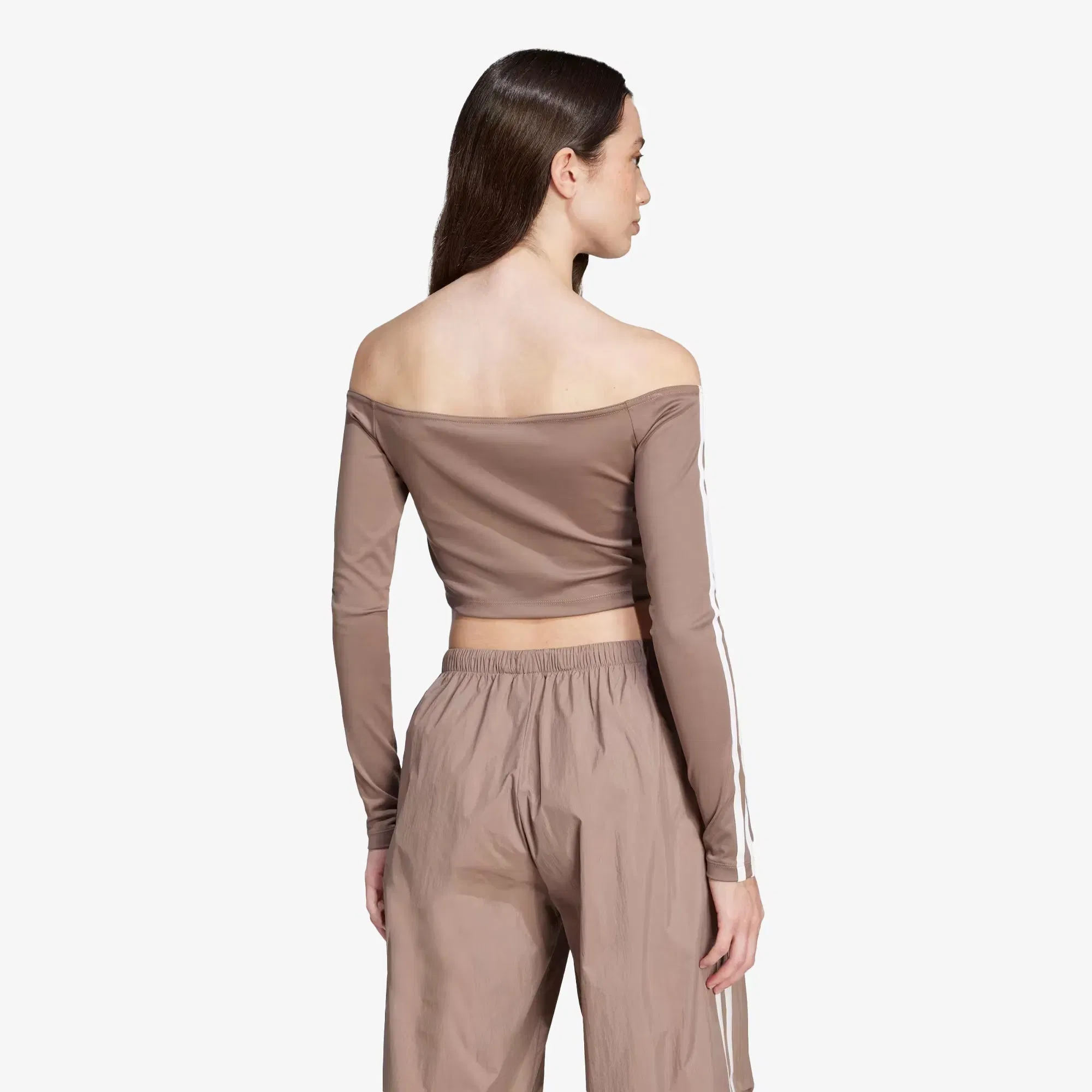 Adidas Originals ADICOLOR OFF SHOULDER Long Sleeve T-Shirt { TRACE BROWN