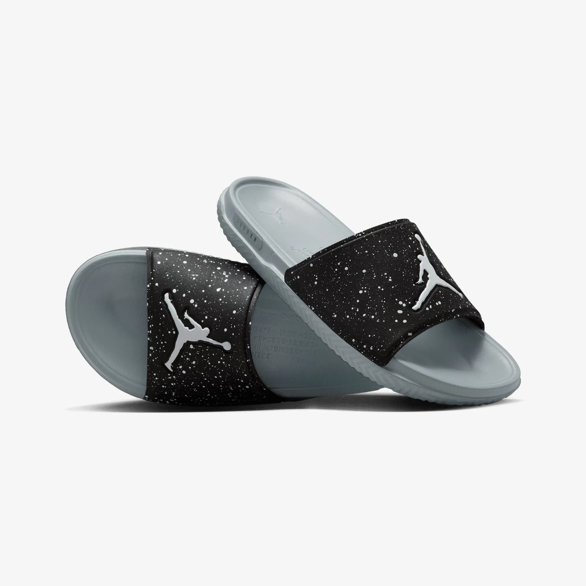 JORDAN JUMPMAN { BLACK/WHITE-COOL GREY