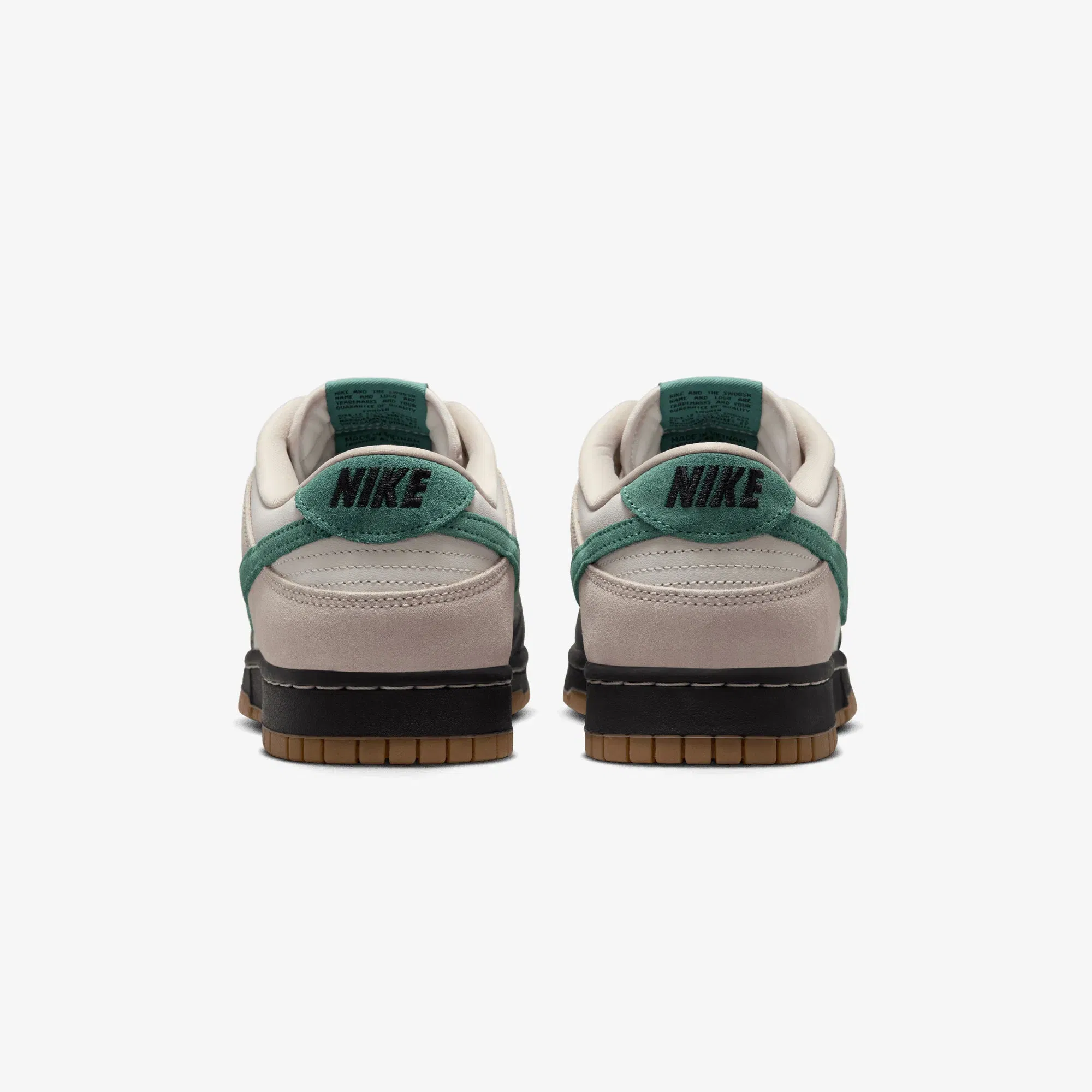 NIKE DUNK LOW { LT OREWOOD BRN/BICOASTAL-CREAM II-BLACK