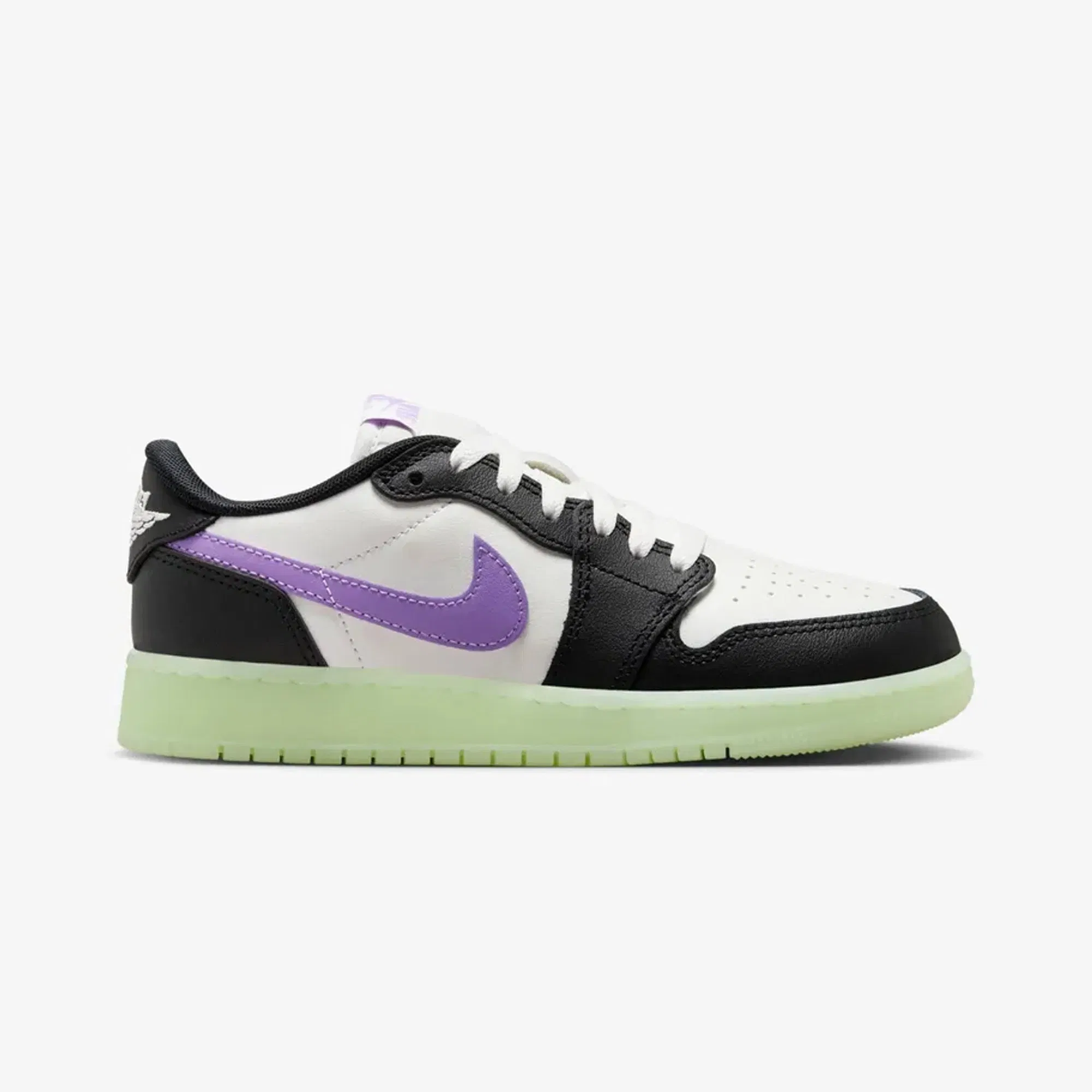 JORDAN AIR JORDAN 1 LOW RETRO (GS) { BLACK RASPBERRY