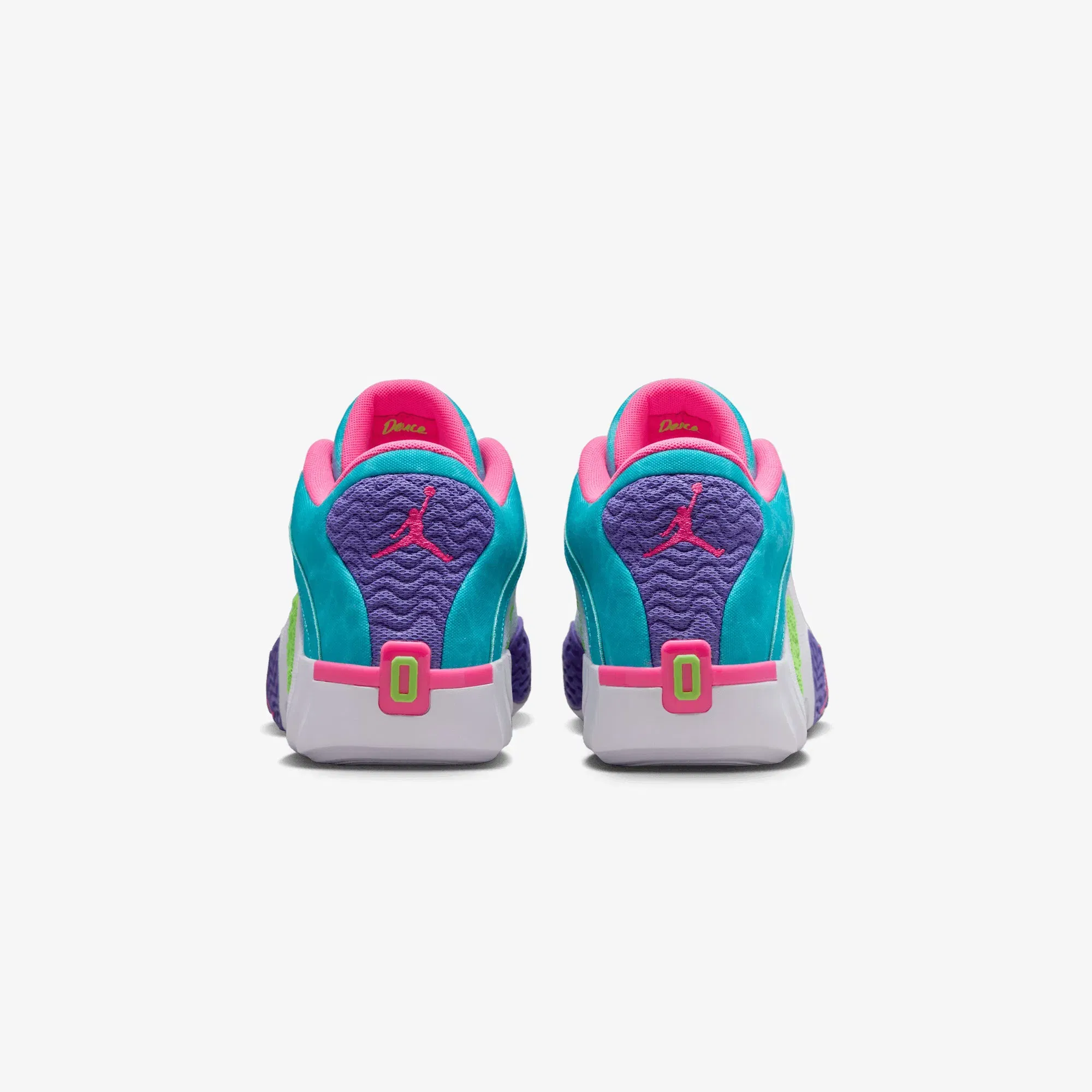 JORDAN JASON TATUM 2PF { HYPER JADE/GREEN STRIKE-WHITE-HYPER PINK