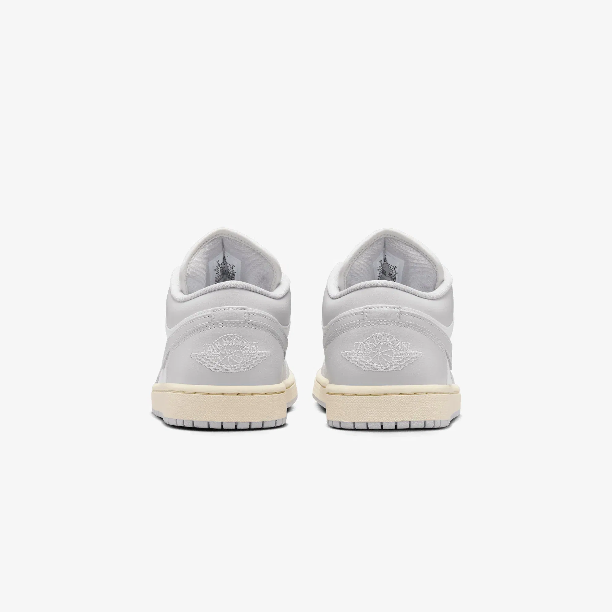 JORDAN AIR JORDAN 1 LOW { SAIL/NEUTRAL GREY-COCONUT MILK