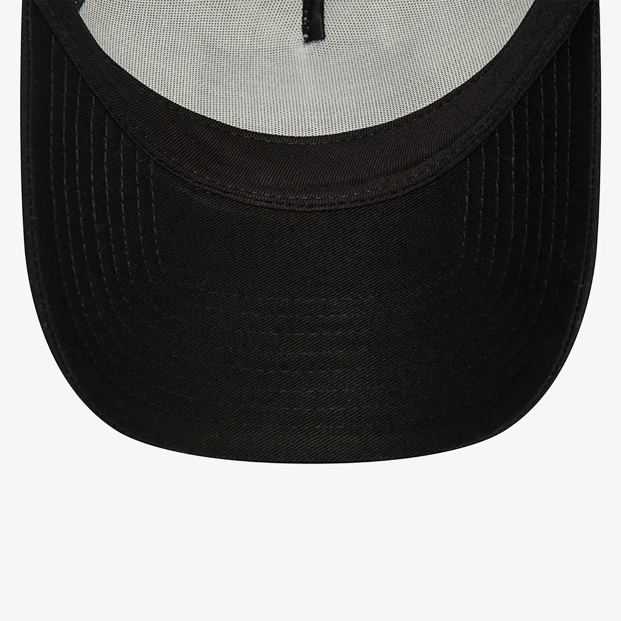 NEW ERA GRAPHIC PRINT TRUCKER NEWERA BLK
