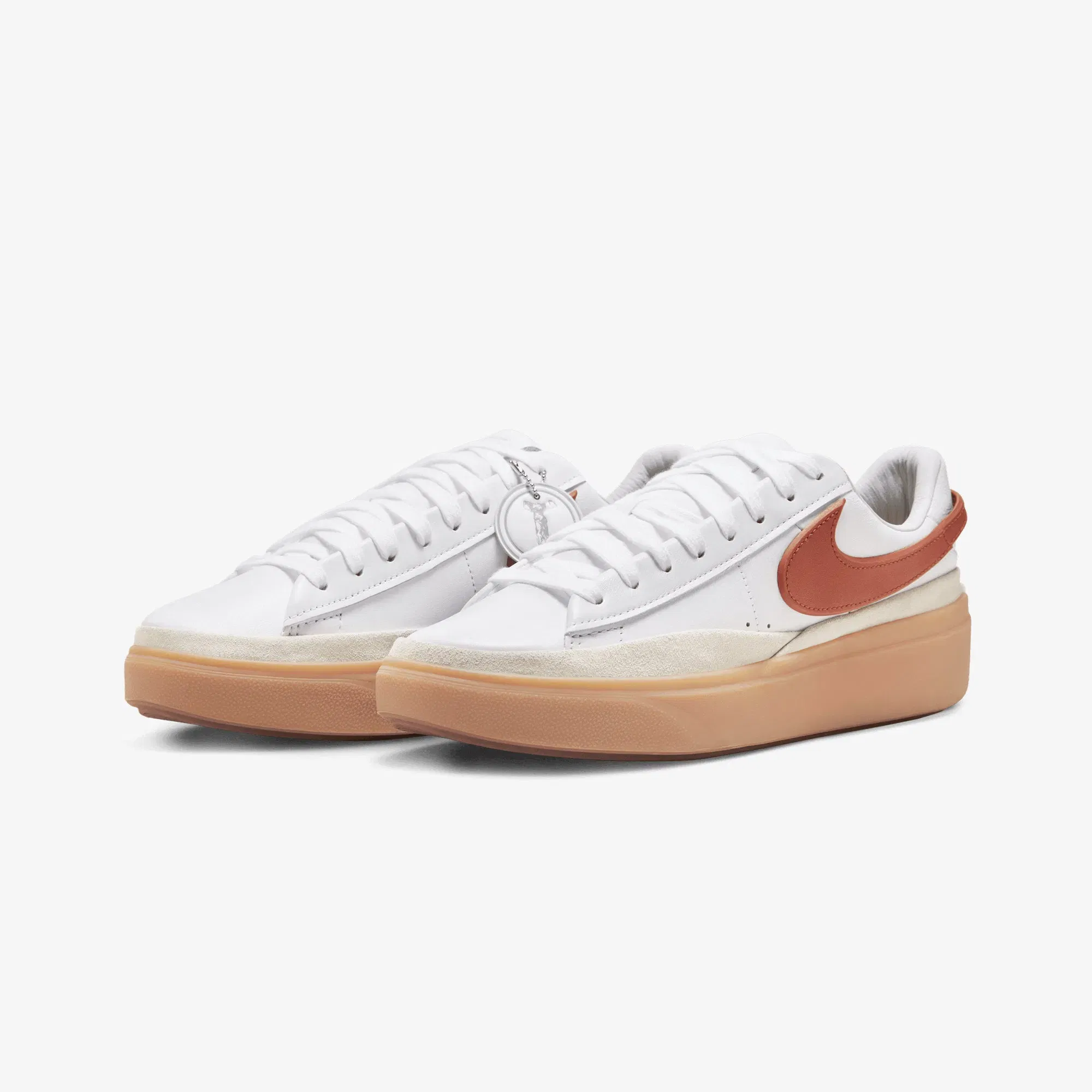 NIKE BLAZER PHANTOM LOW { WHITE/DARK RUSSET-SUMMIT WHITE