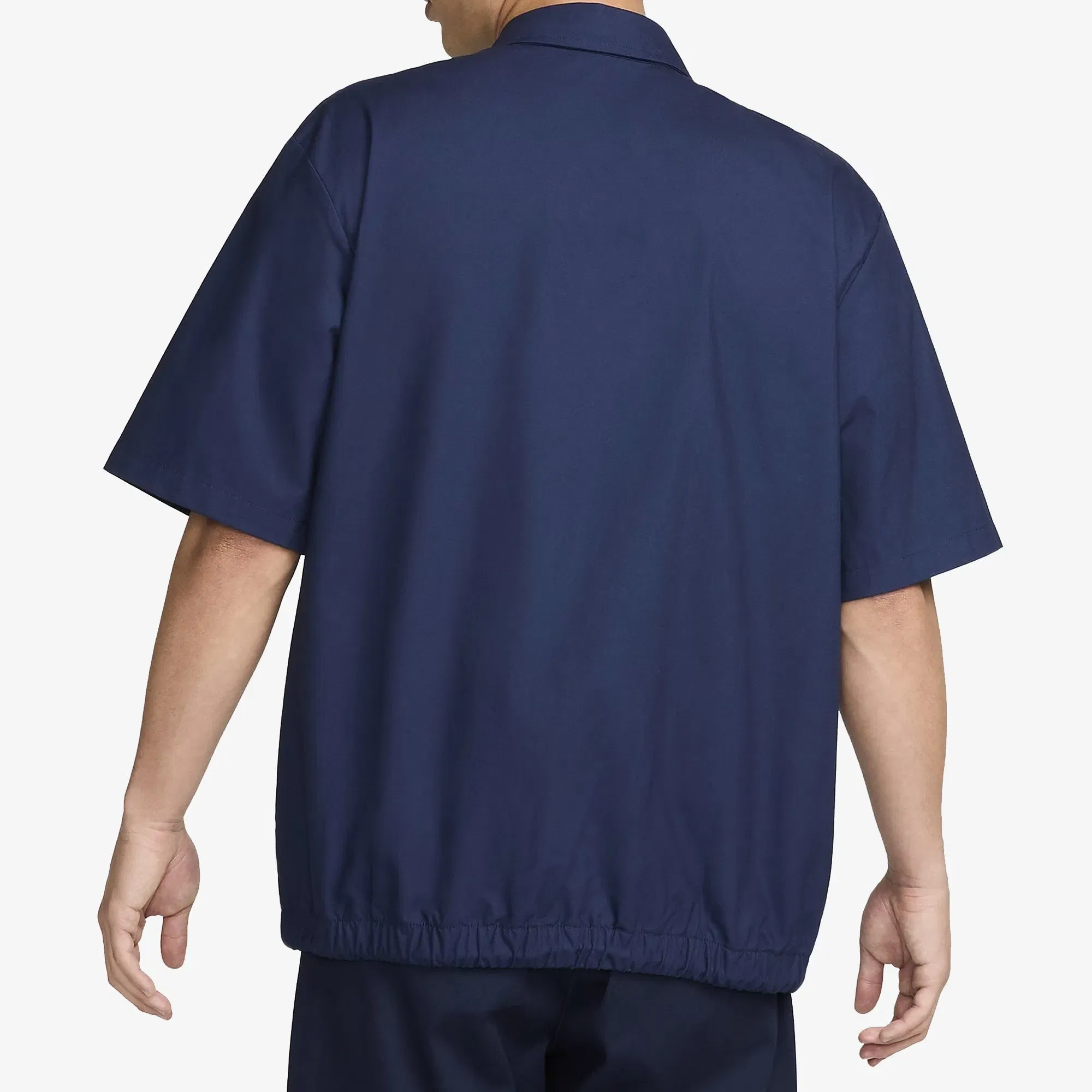 NIKE CLUB SHORT SLEEVE OXFORD BUTTON-UP SHIRT { MIDNIGHT NAVY/WHITE