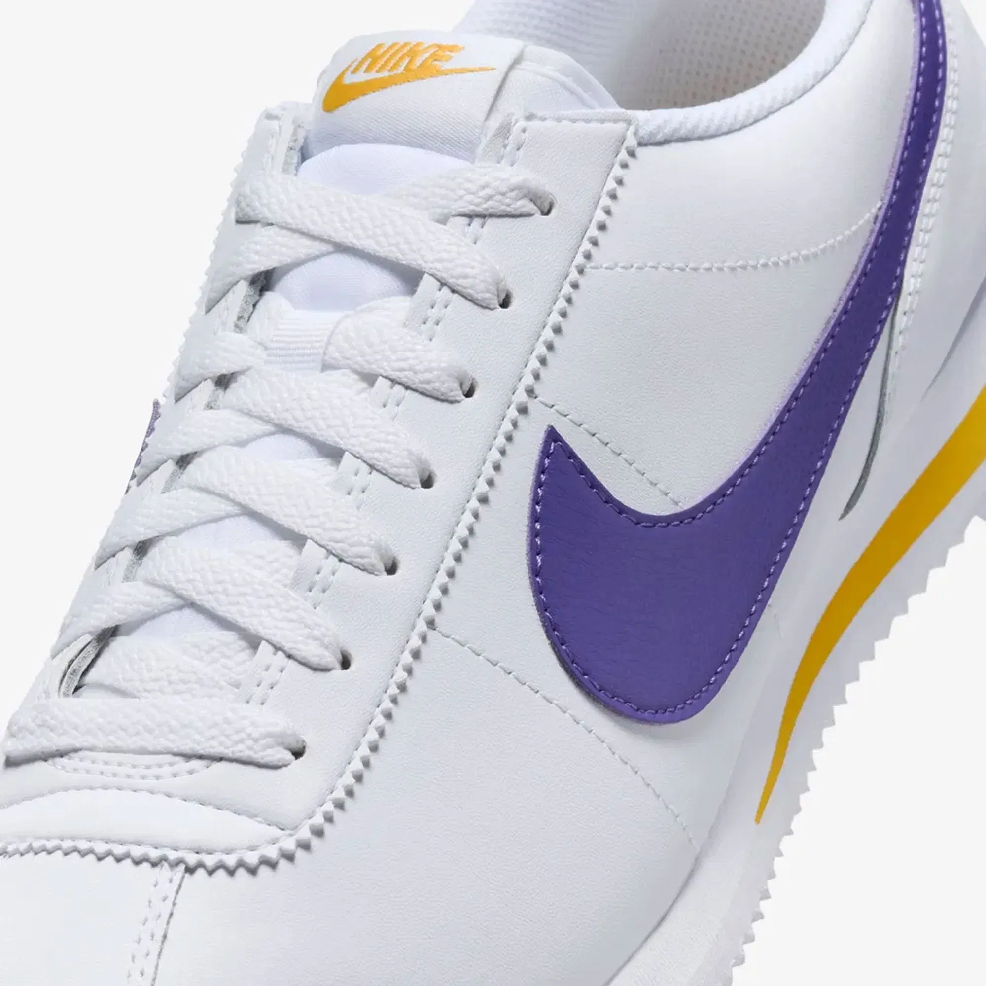 NIKE CORTEZ { WHITE/VARSITY PURPLE-VARSITY MAIZE