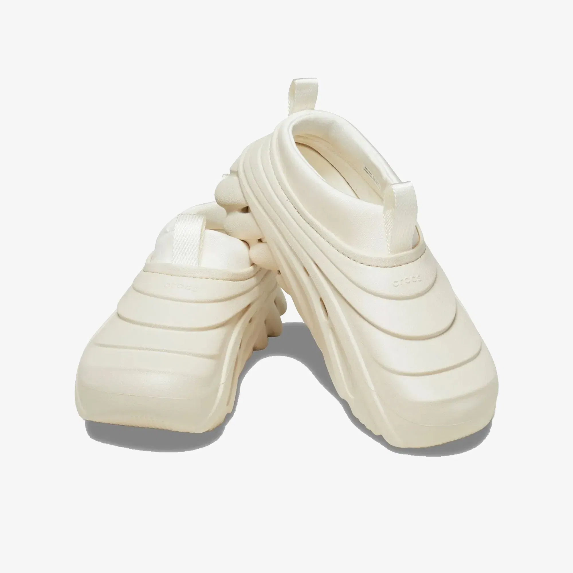 CROCS ECHO STORM SNEAKER { BEIGE