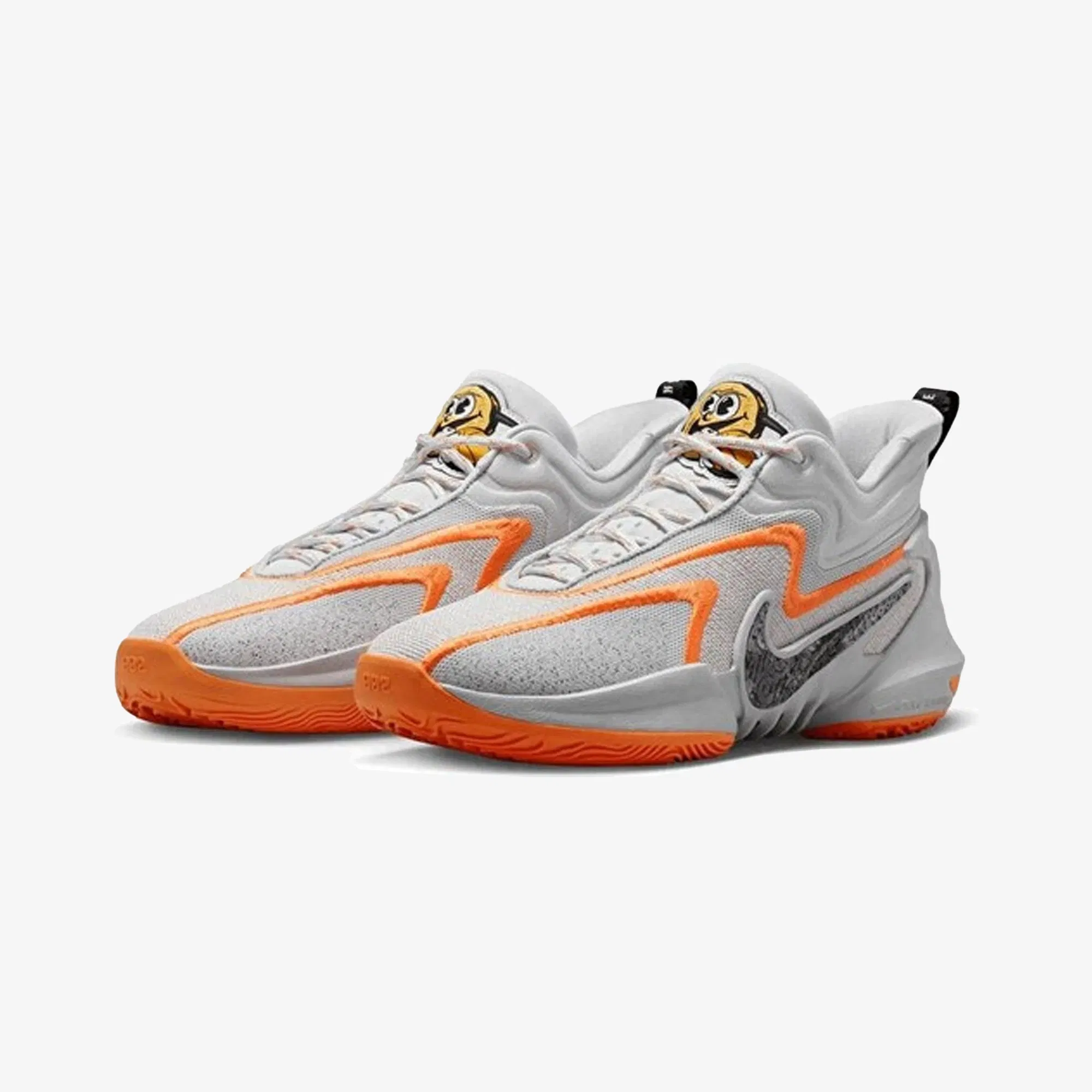 NIKE COSMIC UNITY 2 { WOLF GREY/PURE PLATINUM\CONE