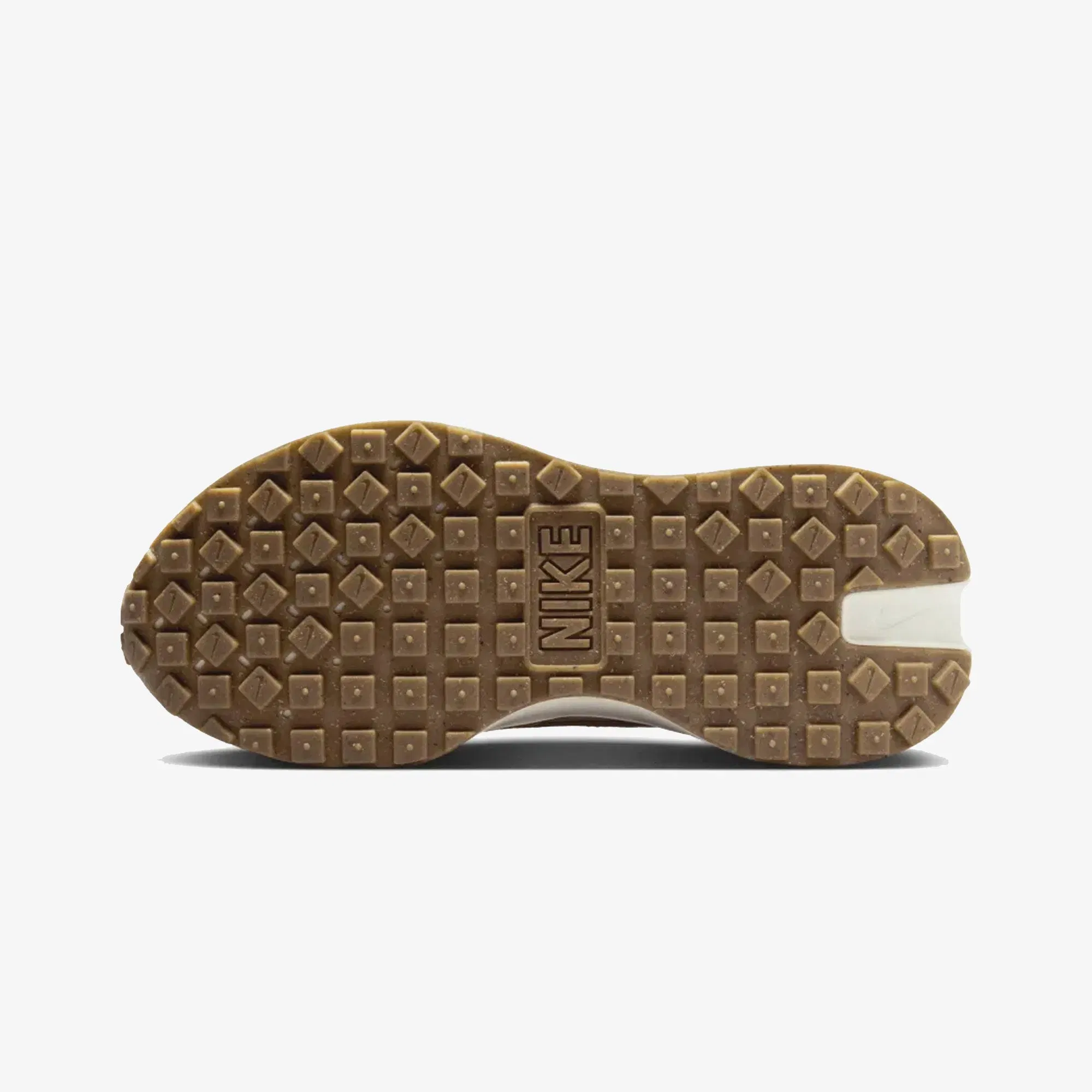 NIKE PHOENIX WAFFLE { SANDDRIFT/HEMP-SESAME-METALLIC SILVER