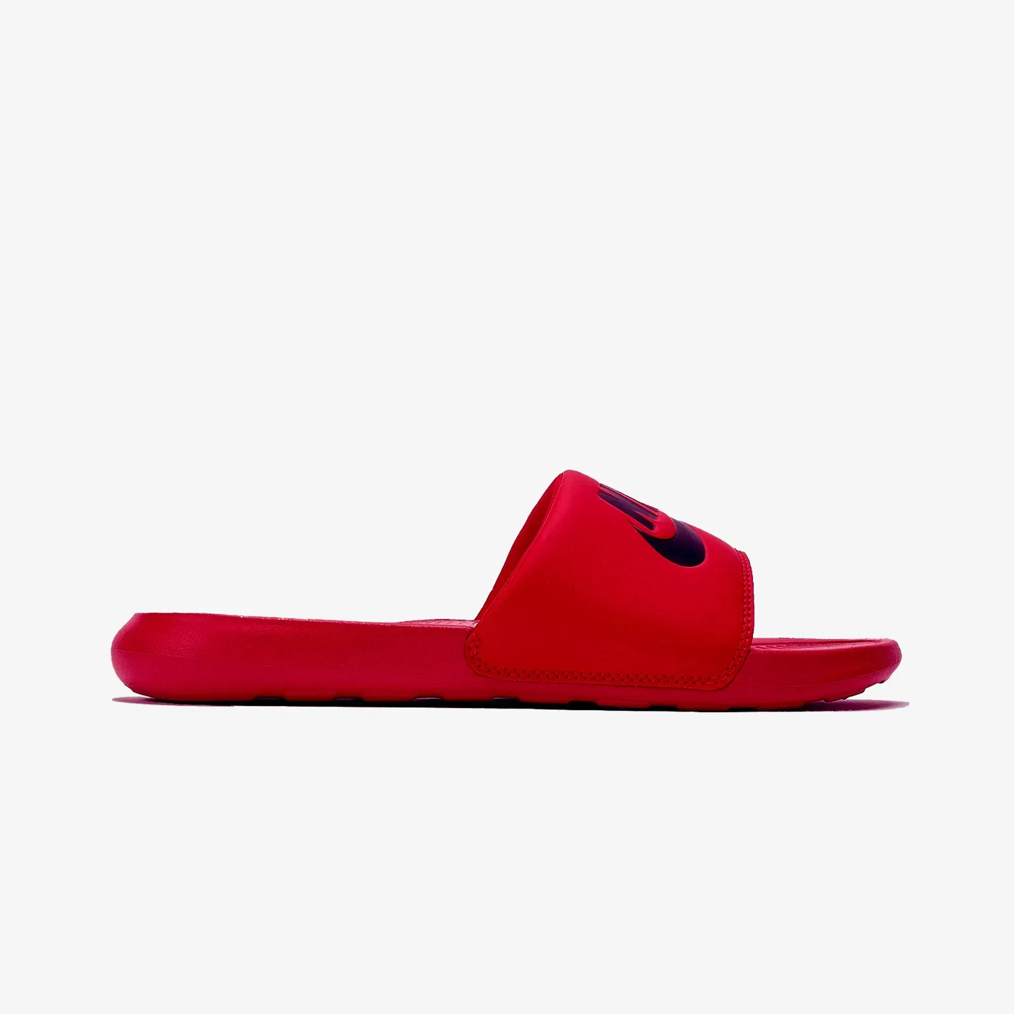 NIKE VICTORI ONE { UNIVERSITY RED/BLACK-UNIVERSITY RED