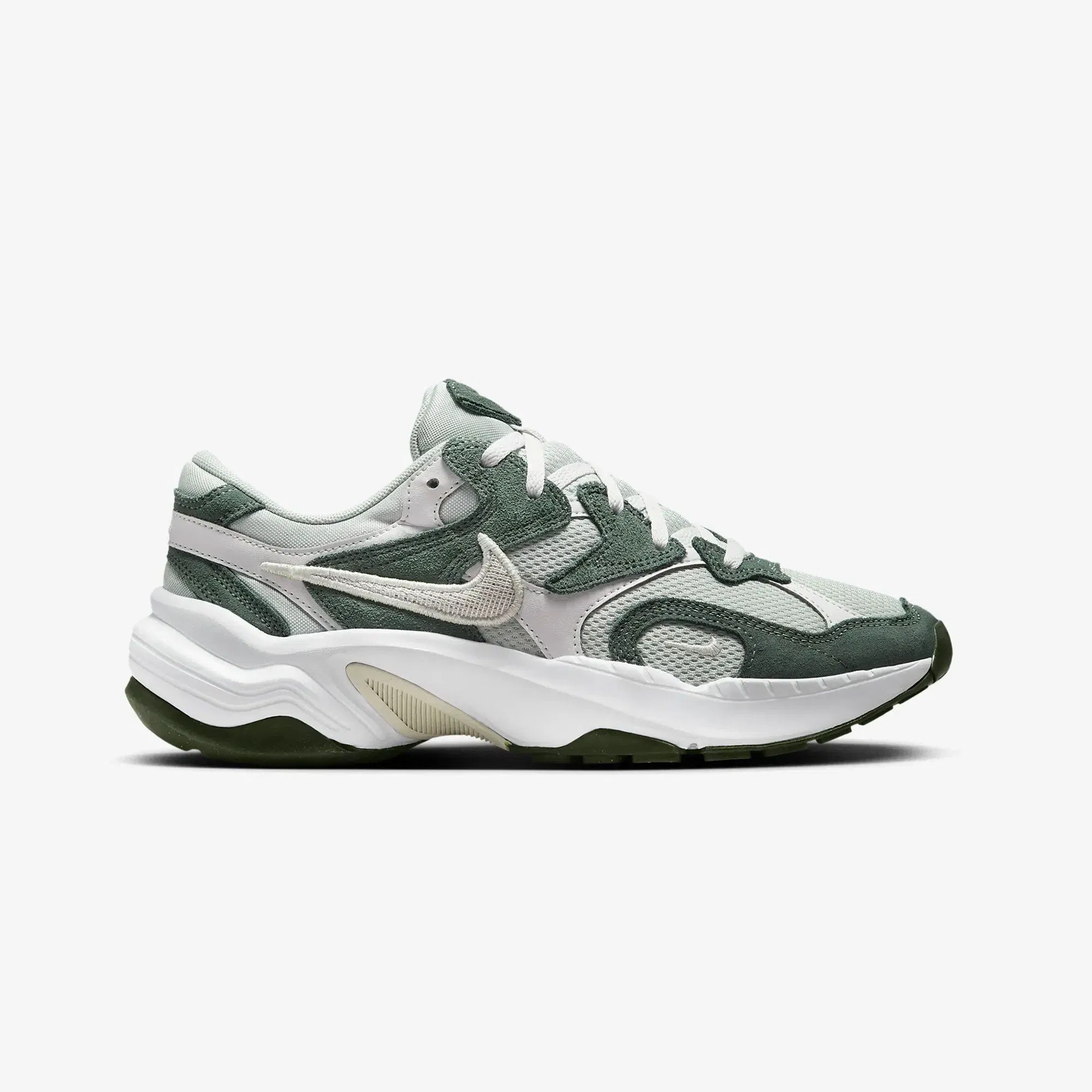 Nike AL8 { VINTAGE GREEN/SPRING GREEN-CARBON GREEN
