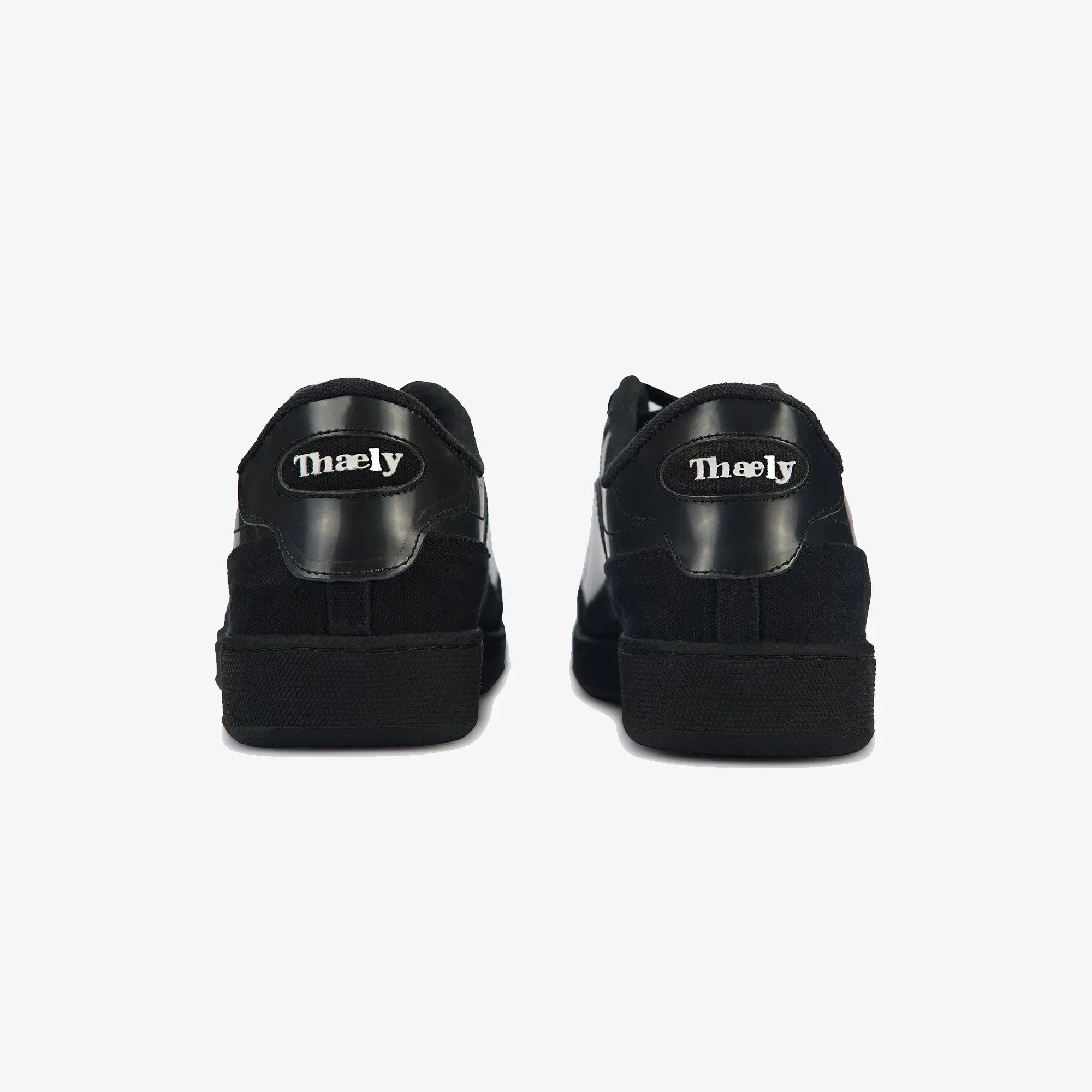 Thaely Y2K PRO { BLACK