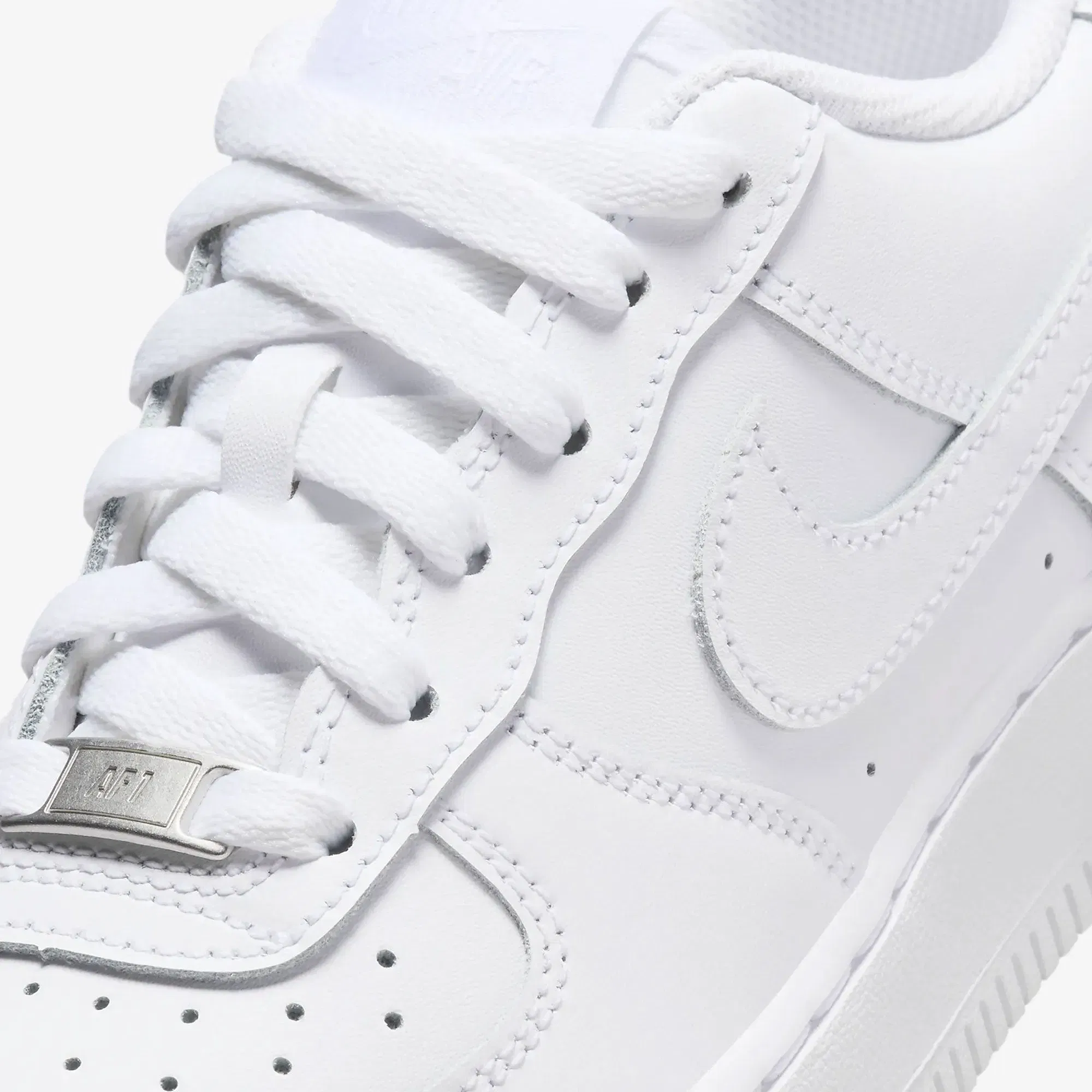 Nike AIR FORCE 1 LE (GS) { WHITE/WHITE-WHITE-WHITE
