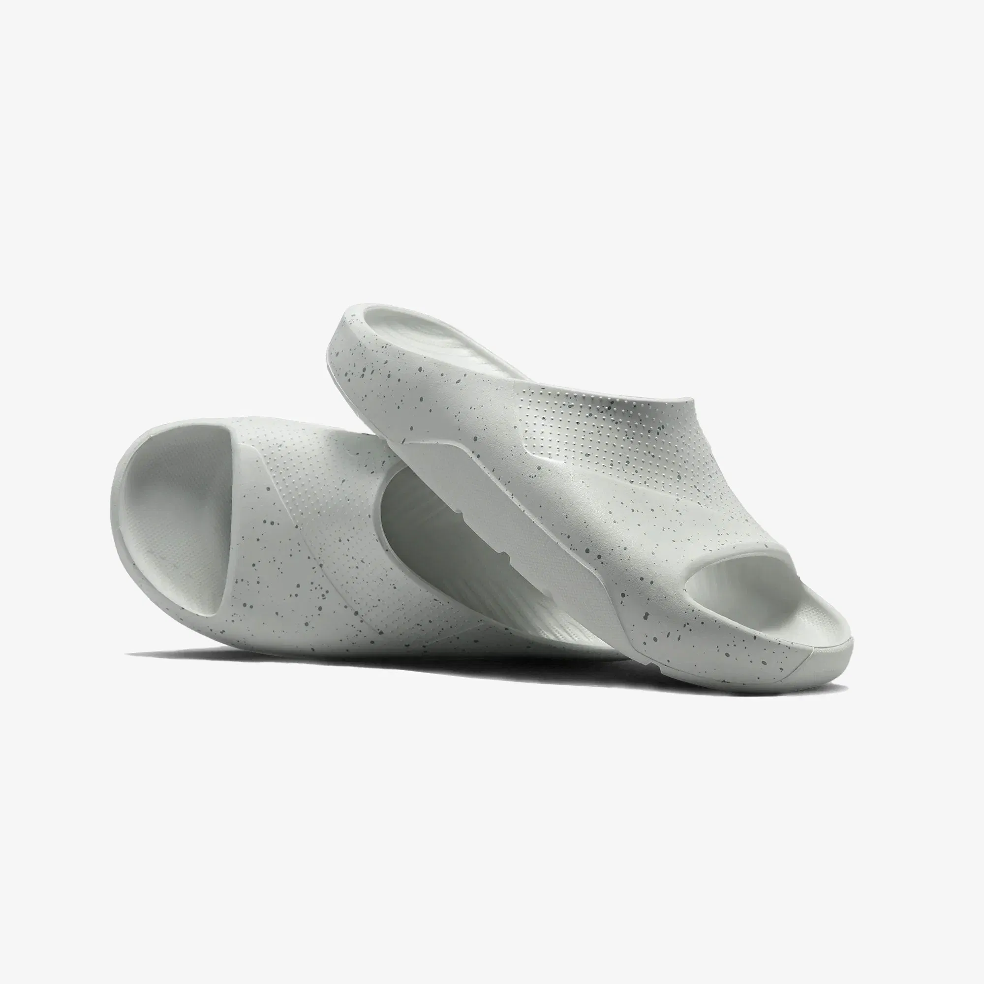 Jordan POST { LIGHT SILVER/LIGHT SILVER-MICA GREEN