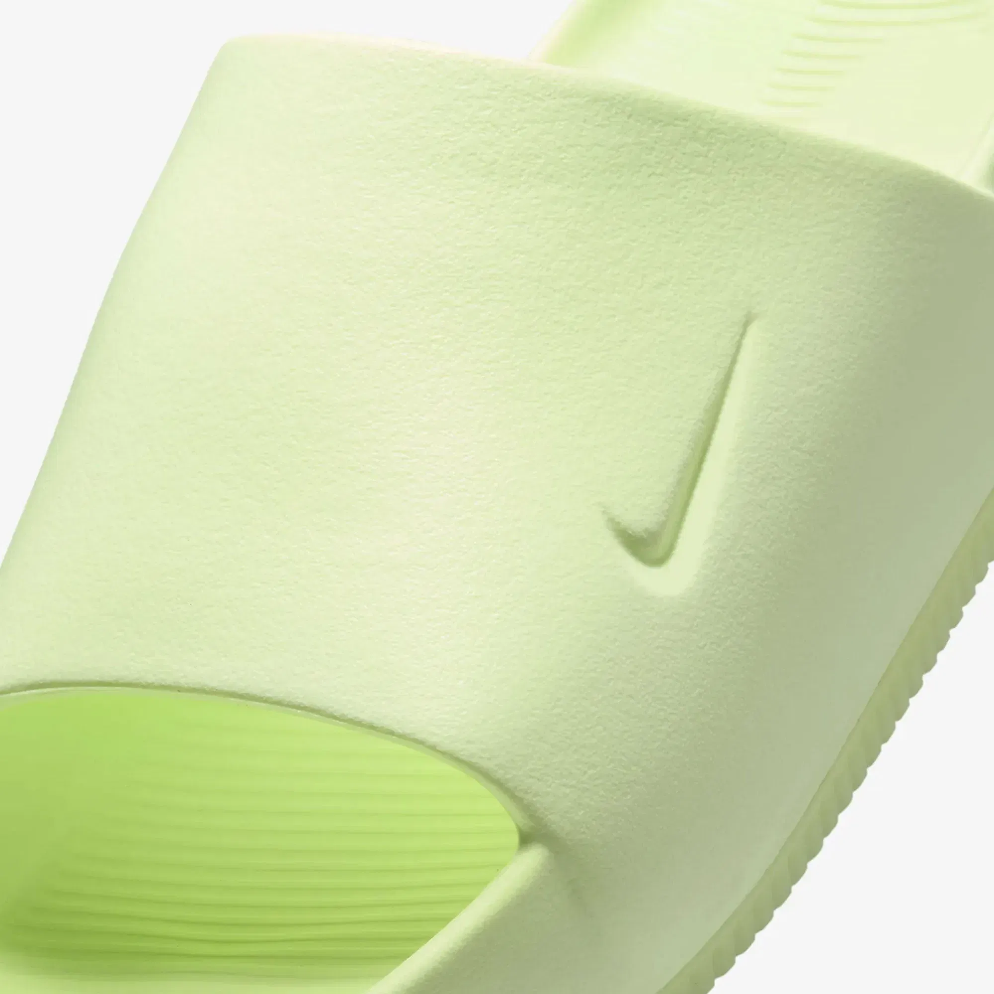 Nike CALM { BARELY VOLT/BARELY VOLT