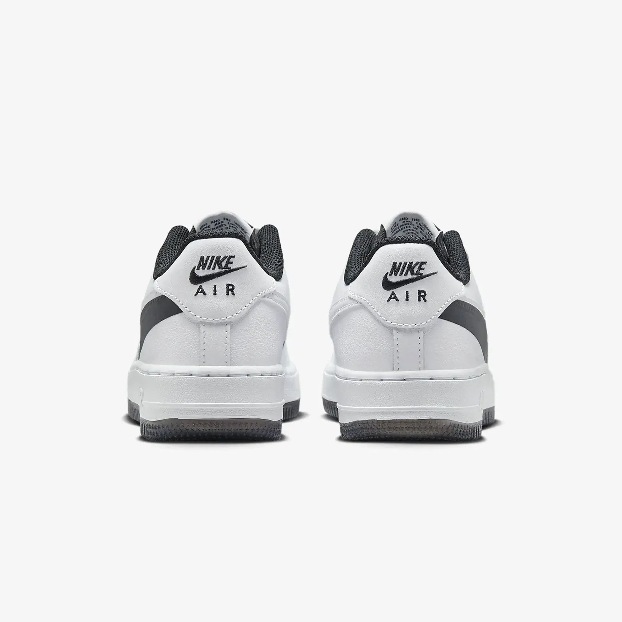 Nike AIR FORCE 1 'LV8 4 (GS) { WHITE/WHITE-BLACK