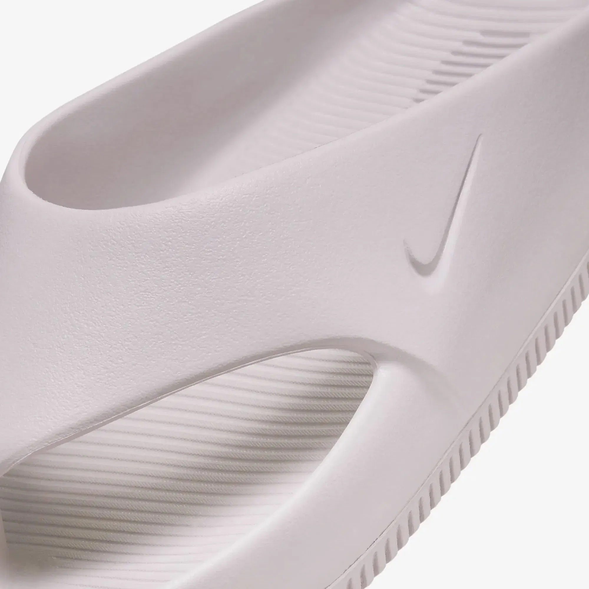Nike CALM FLIP FLOPS { PLATINUM VIOLET/PLATINUM VIOLET