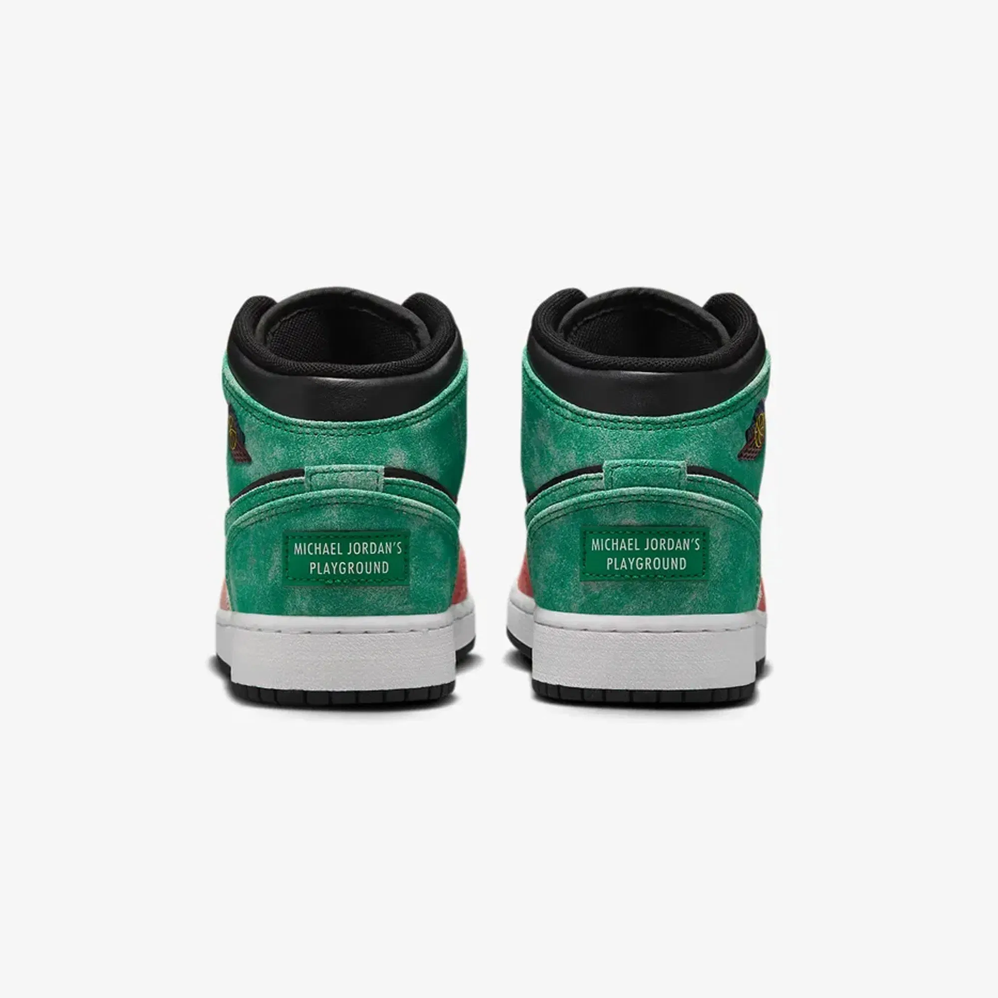 Jordan AIR JORDAN 1 MID SE (GS) { BLACK/PINE GREEN-DUNE RED-PINE GREEN