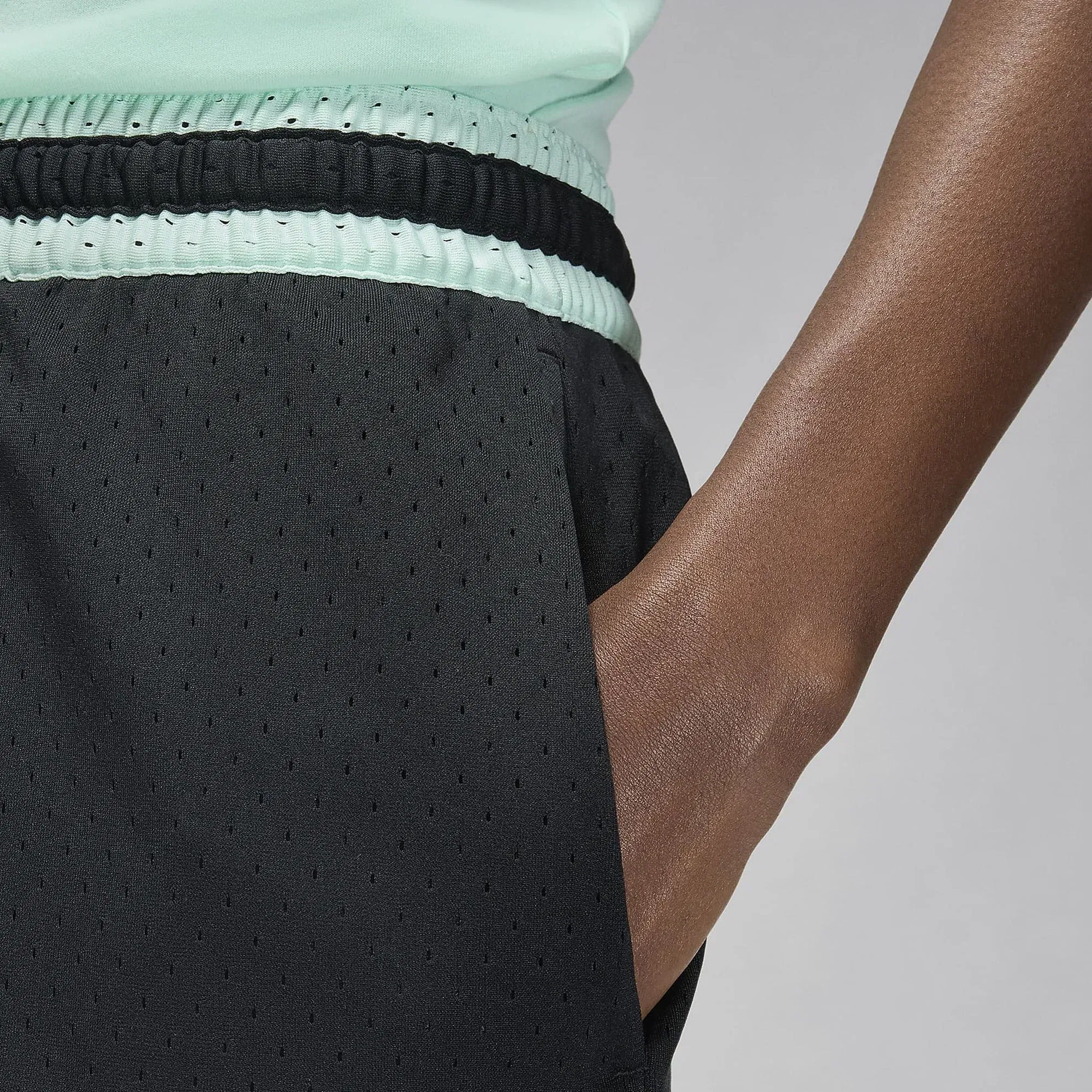 Jordan DRI-FIT SPORT DIAMOND SHORTS { BLACK/MINT FOAM/BLACK/BLACK