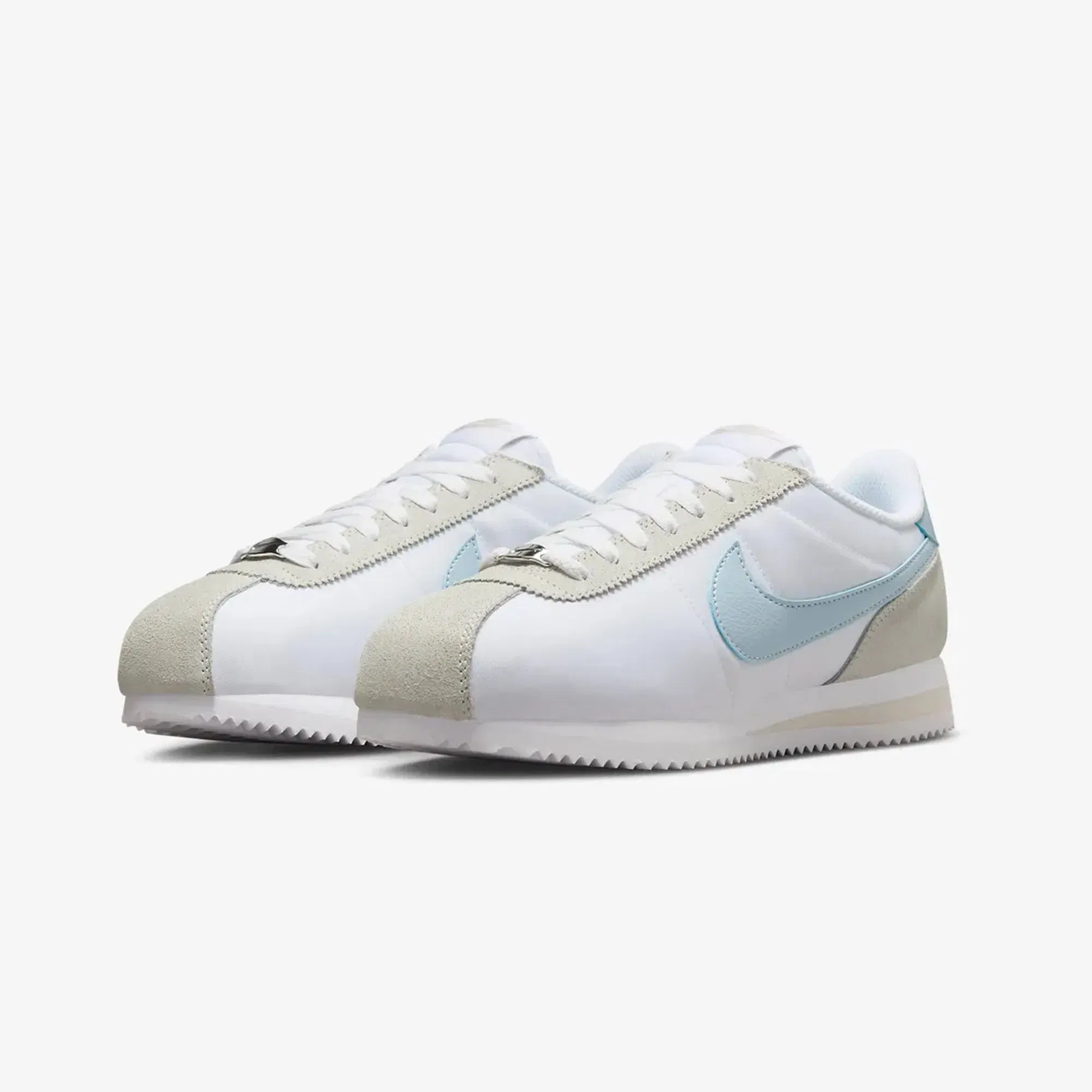 Nike CORTEZ { WHITE/LT ARMORY BLUE-LT OREWOOD BRN